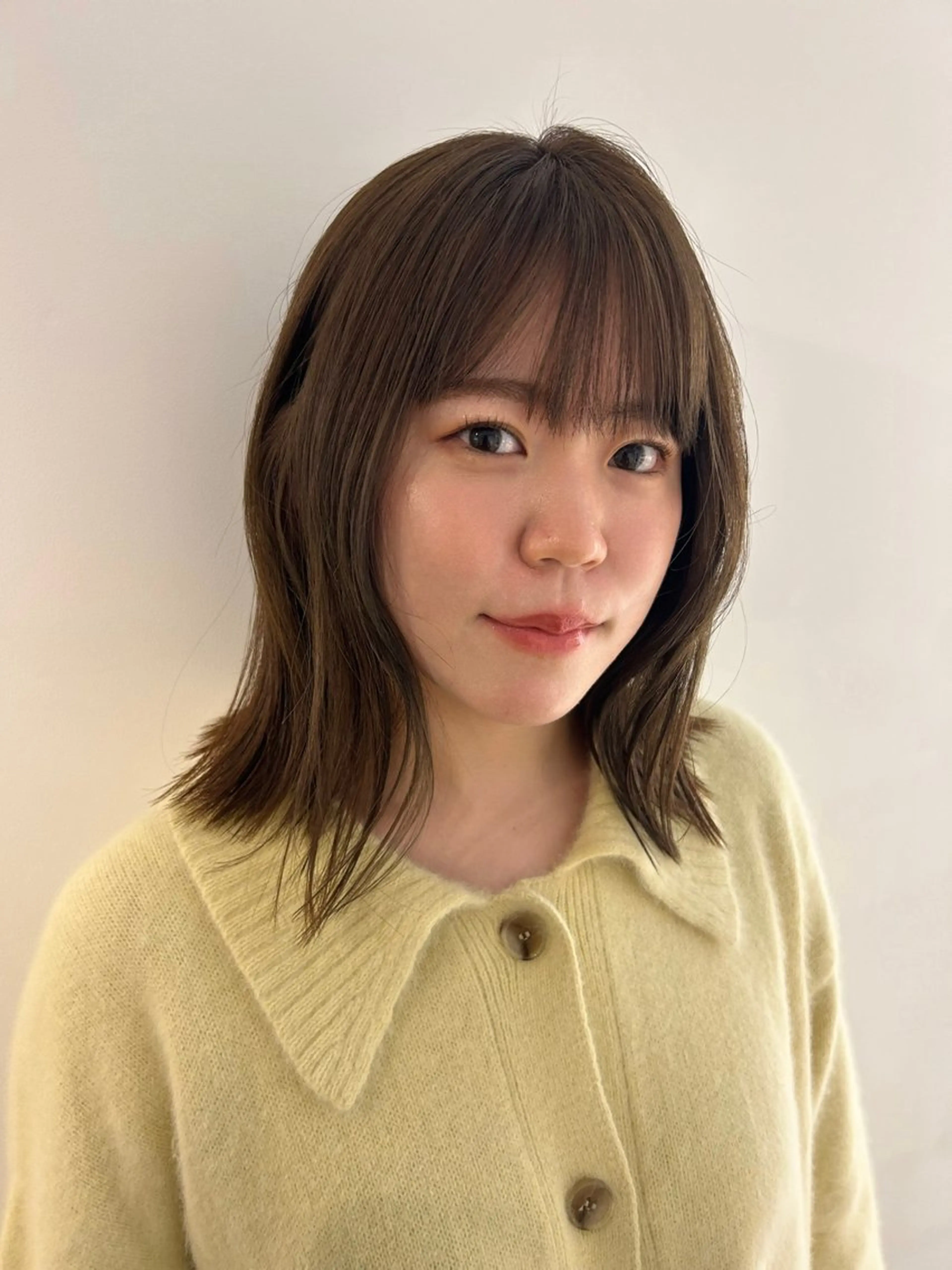 ミディアム Ata.所属・kubo nozomiのヘアスタイル