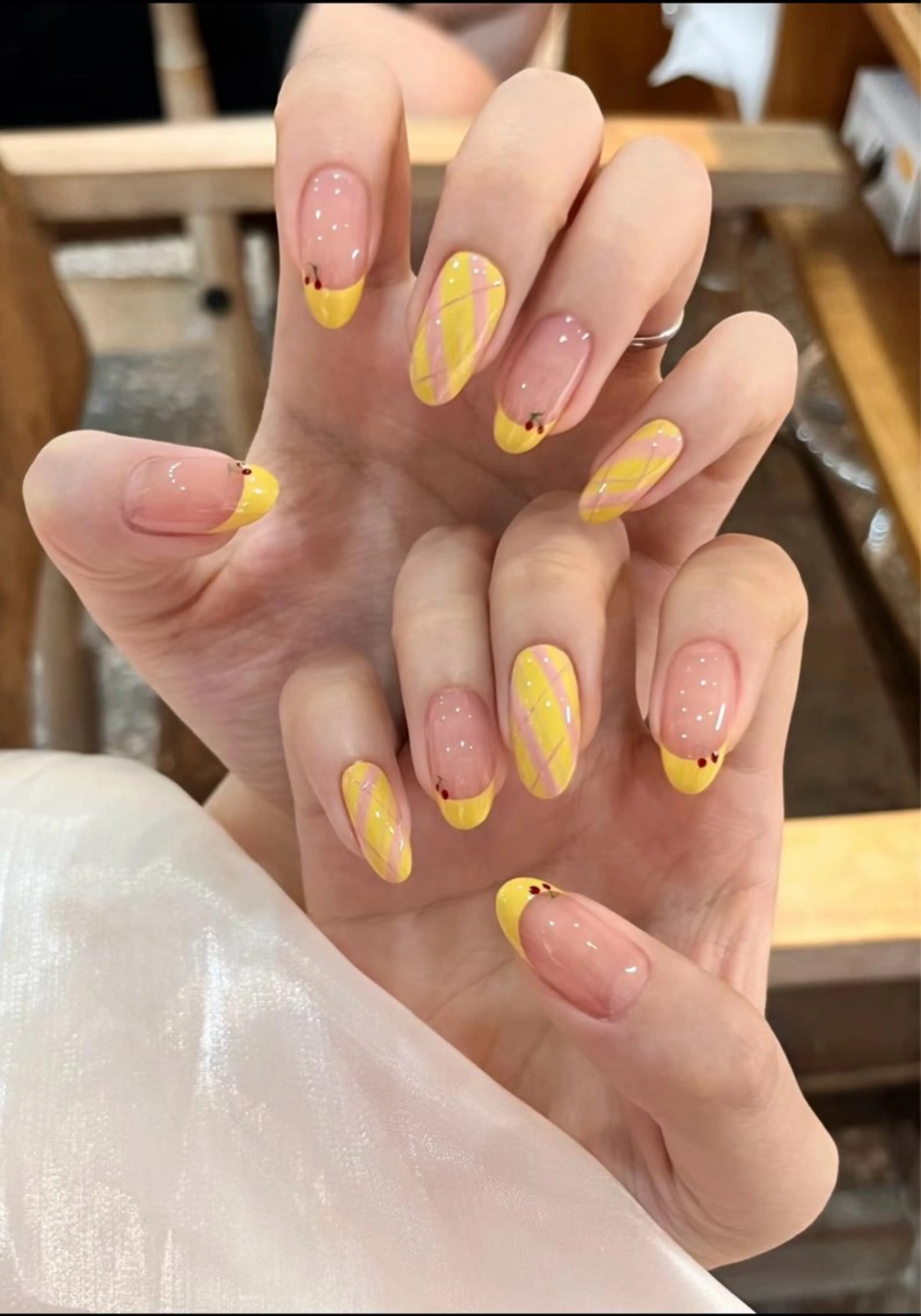ネイル EE.Nail所属・FuFu.Nail 2️⃣番のネイルデザイン