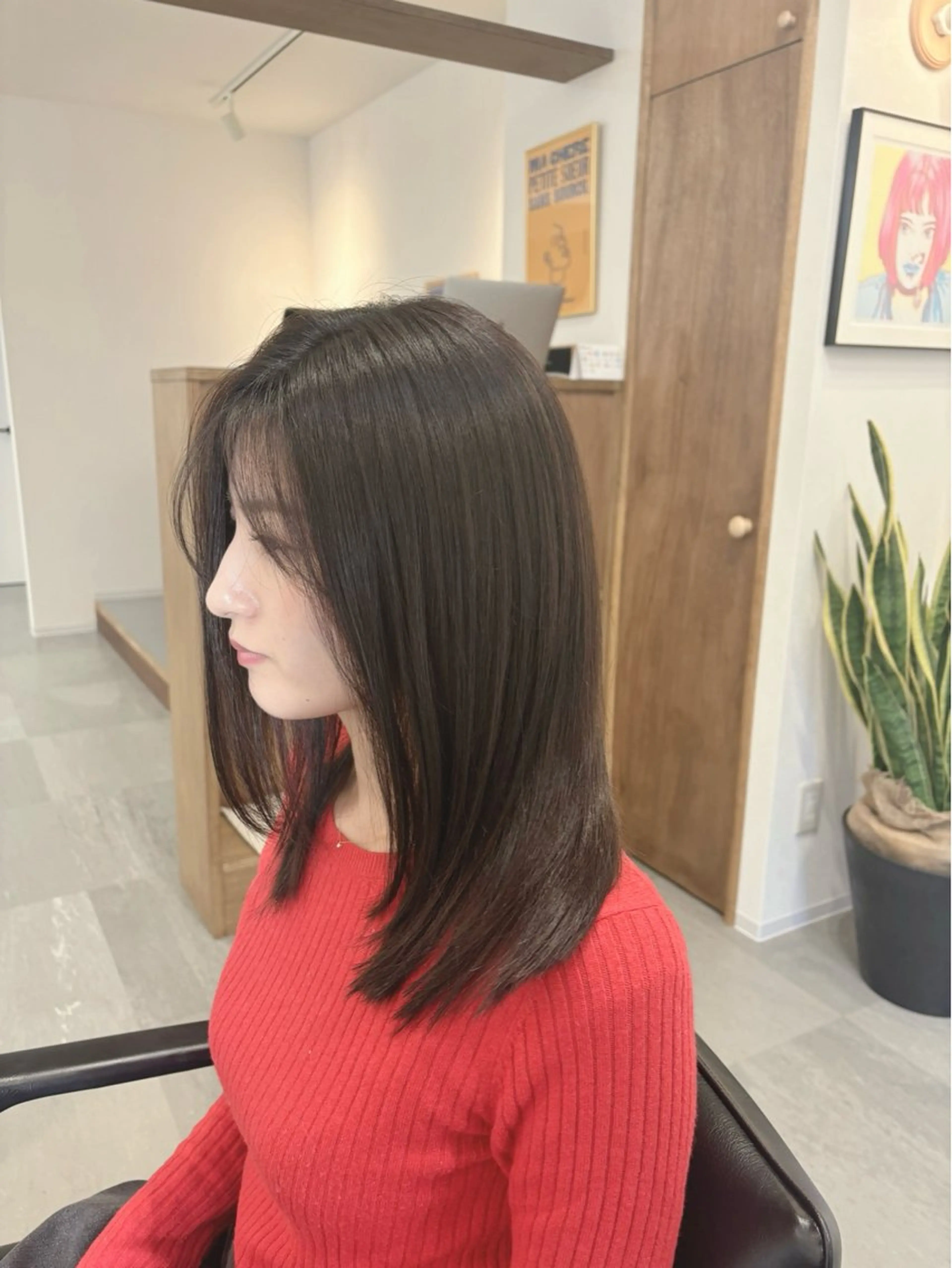 カラー conne& ririのヘアスタイル