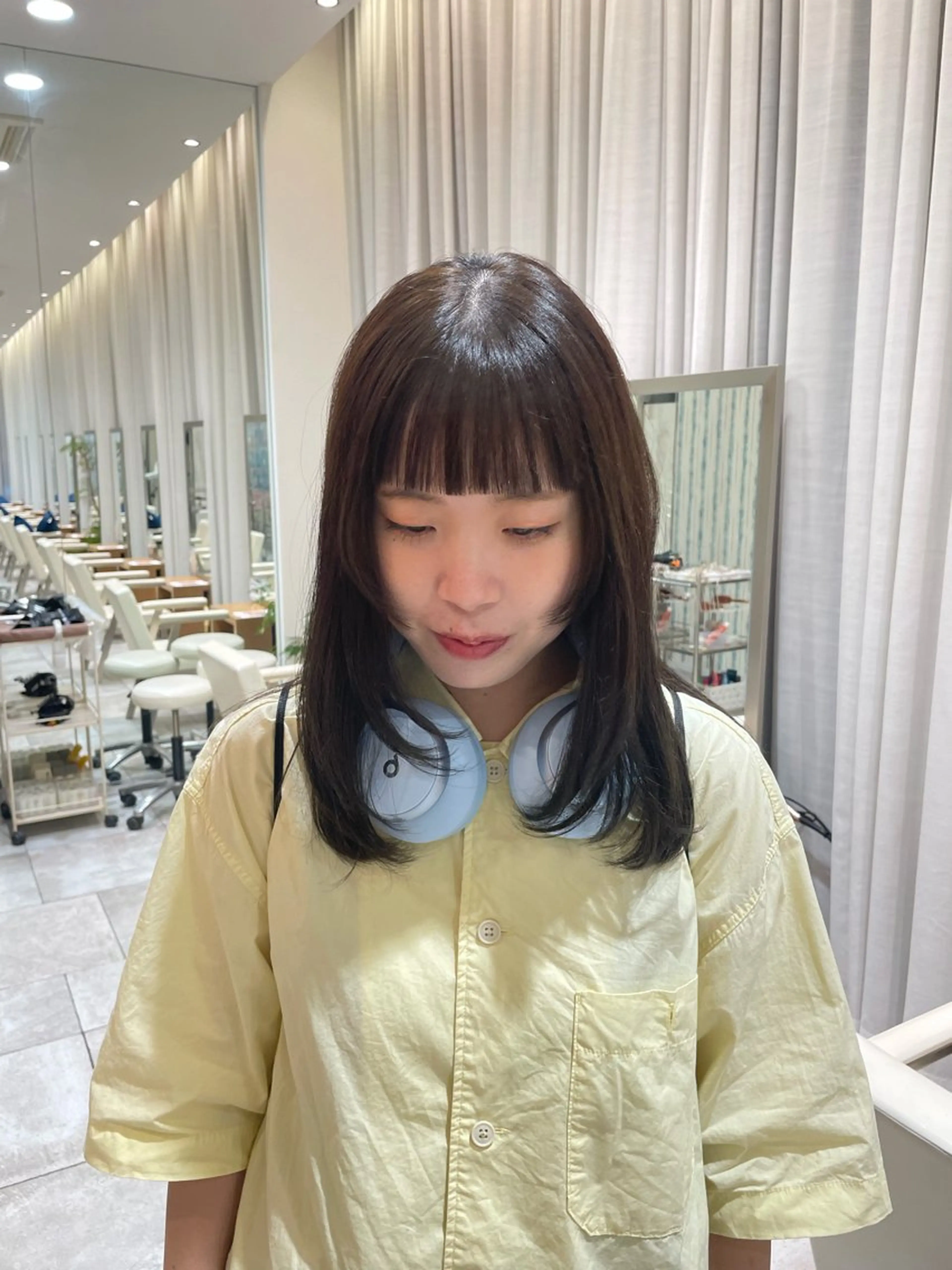 ロング 顔周りカット レイヤーカット Heaka AVEDA所属・【夜限定美容師】 えしまけんたのヘアスタイル