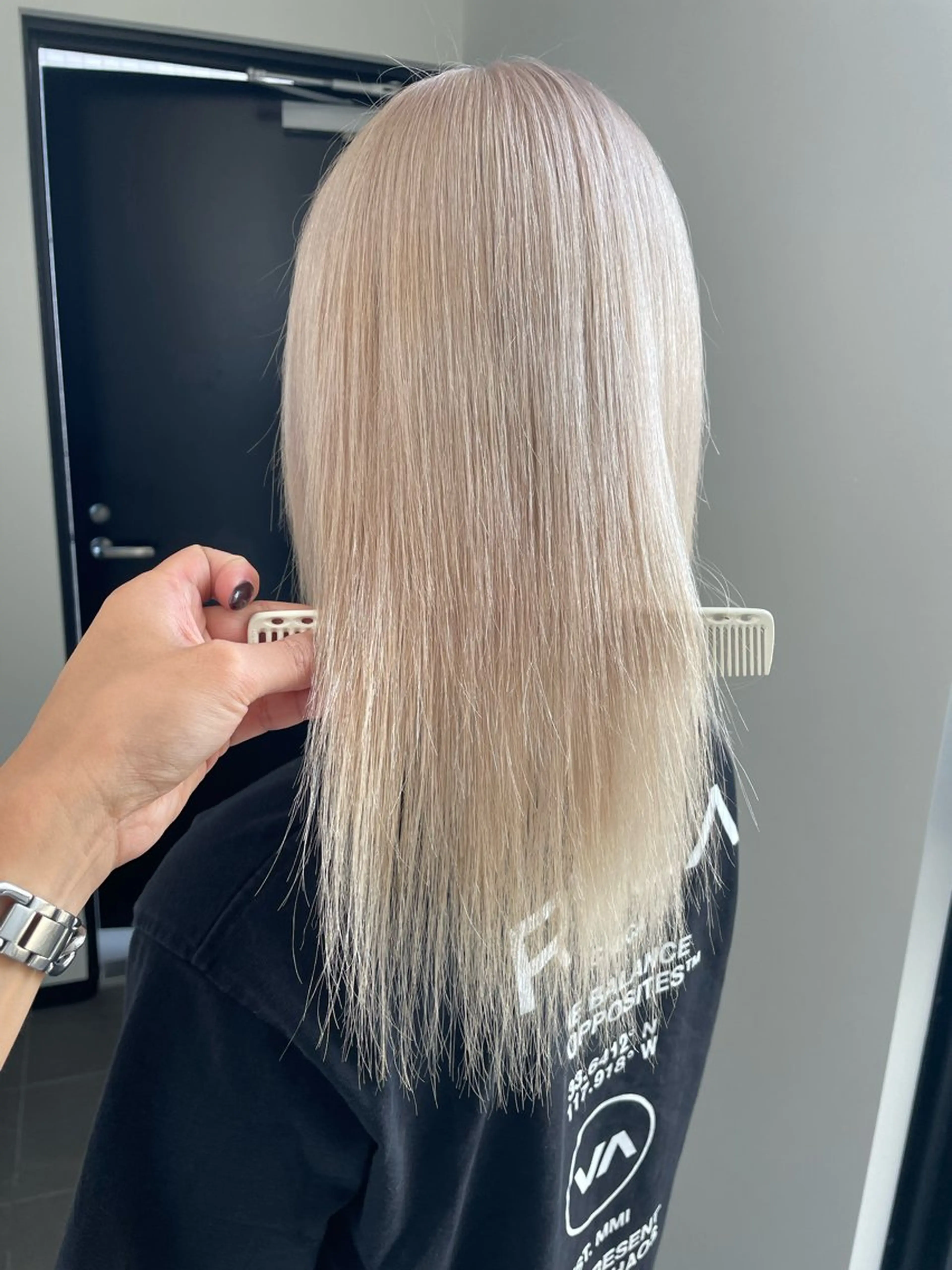 セミロング カラー ブロンド ホワイトブロンド ヘアカラー トリートメント STAR RIVER所属・YUI/ ブリーチカラー🌷のヘアスタイル