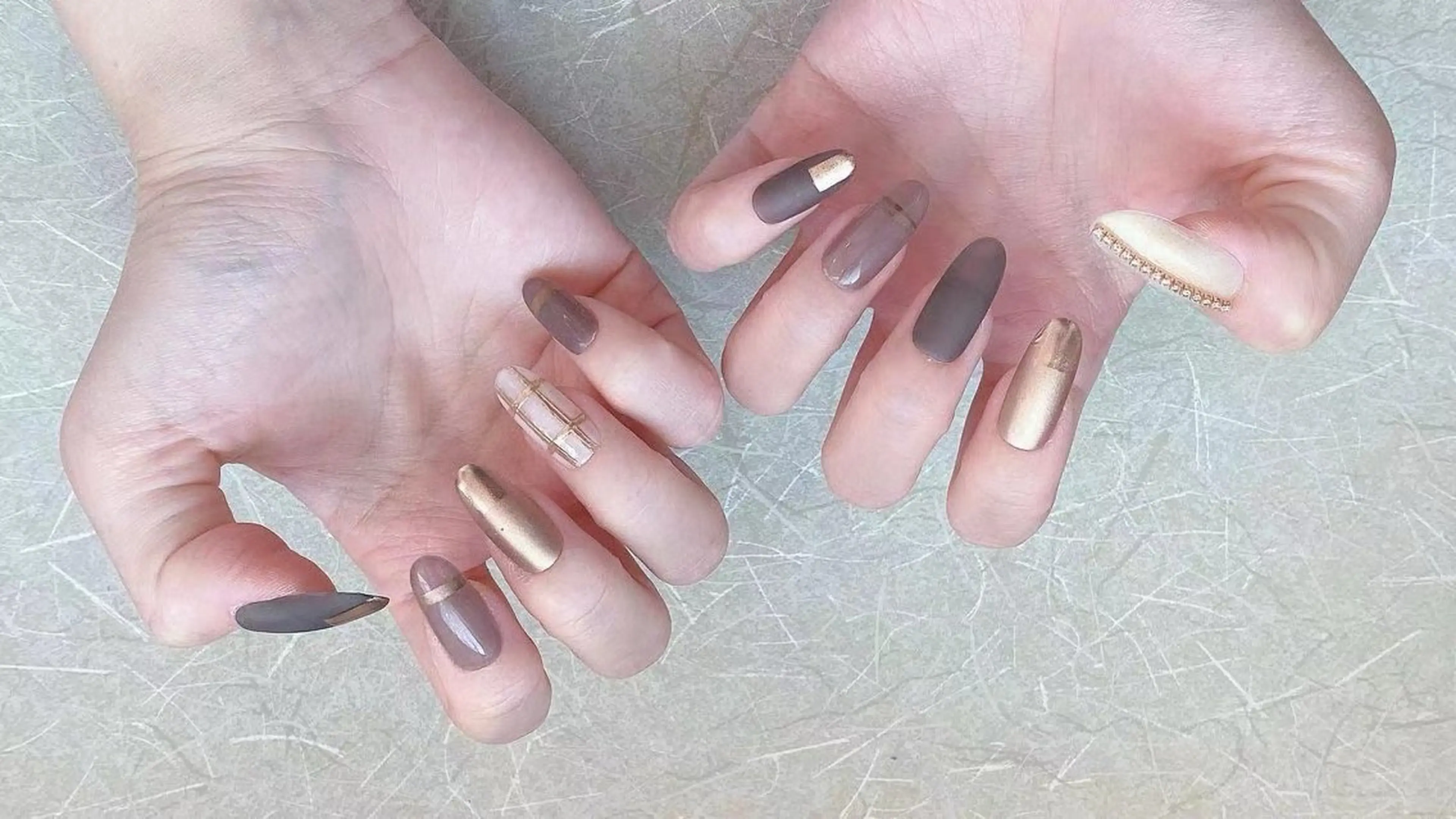 ロング amireux所属・チ まるこのネイルデザイン