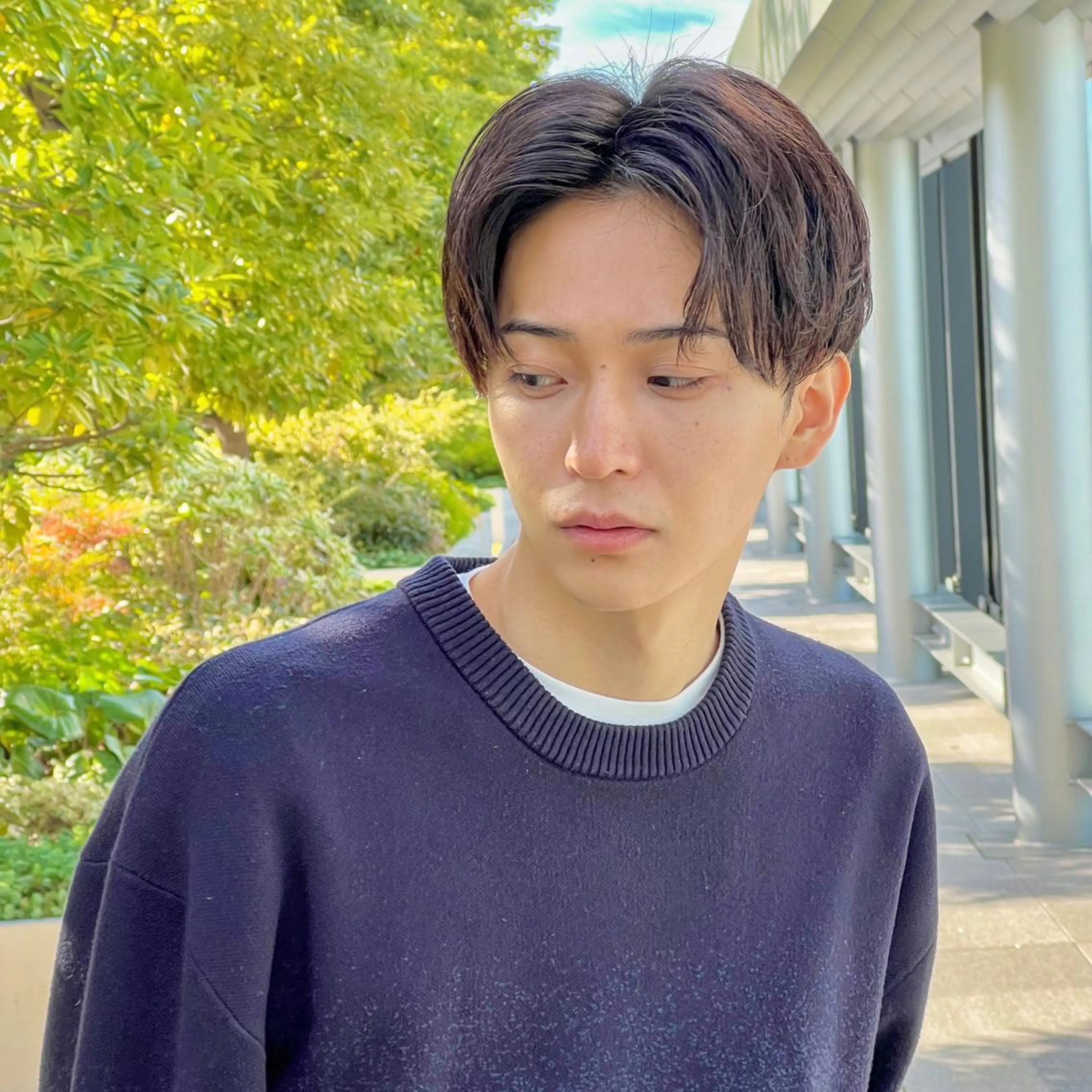 ショート メンズ センターパート カット ヘアカラー パーマ メンズカット曲がる 縮毛矯正佐々木タクマのヘアスタイル