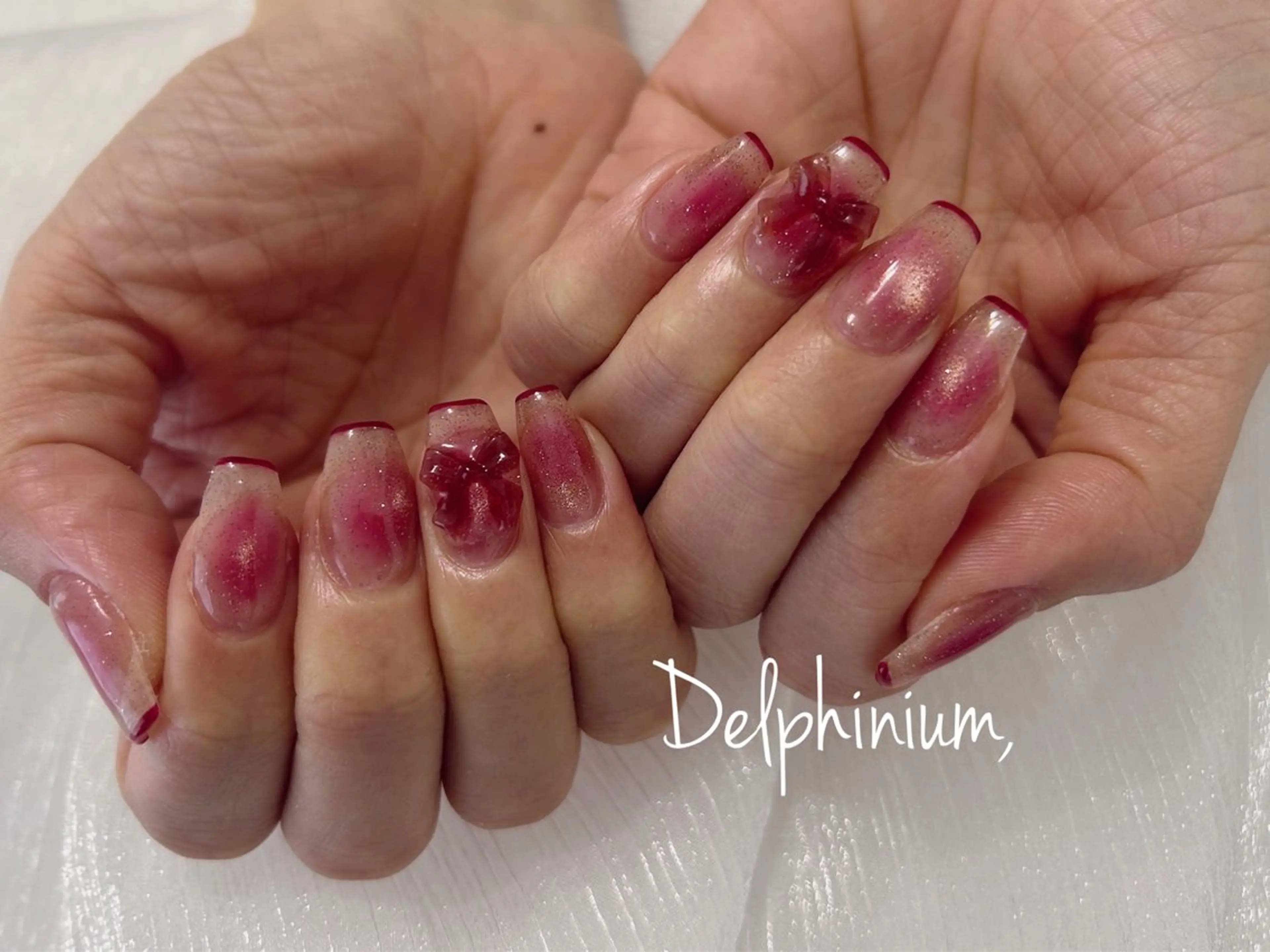 ネイル アートネイル チークネイル ジェルネイル 氷ネイル・うるうるネイル マグネットネイル ハンドネイル 岡本 友恵のネイルデザイン