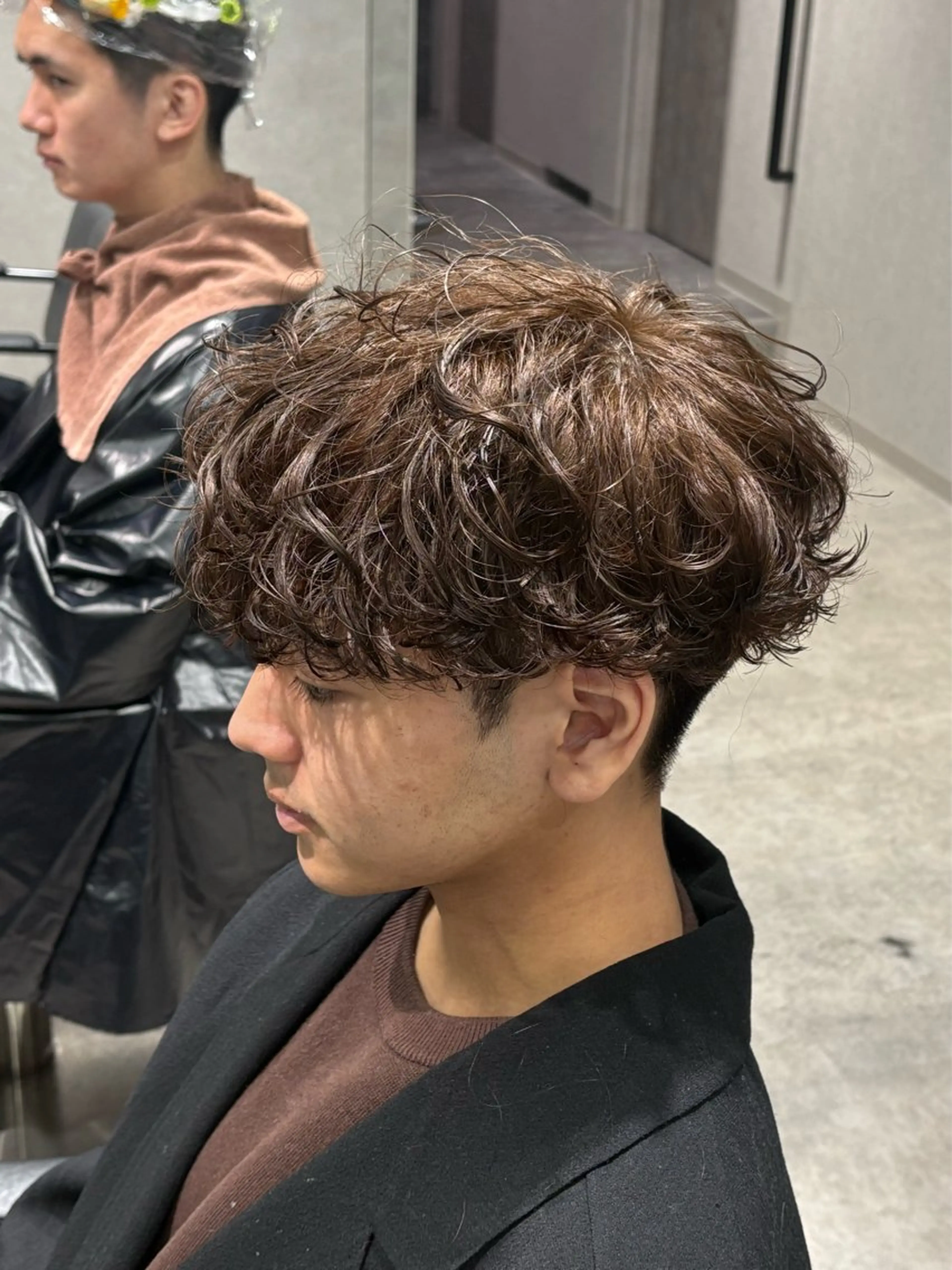 ショート カラー パーマ メンズ カット パーマ 【シャドウパーマ センターパート】義心のヘアスタイル