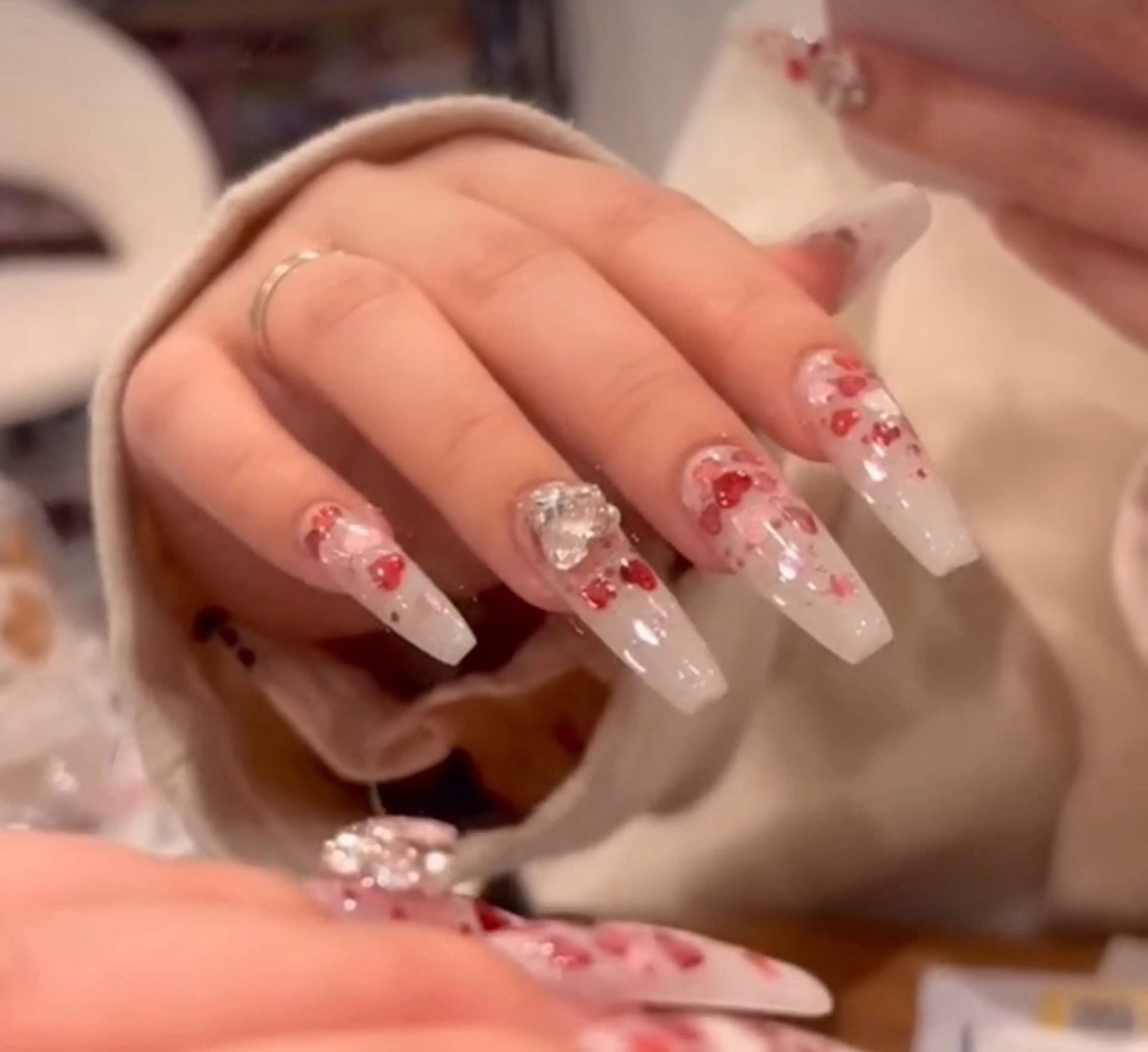 画像のデザイン★最先端スカルプ　オフありの写真