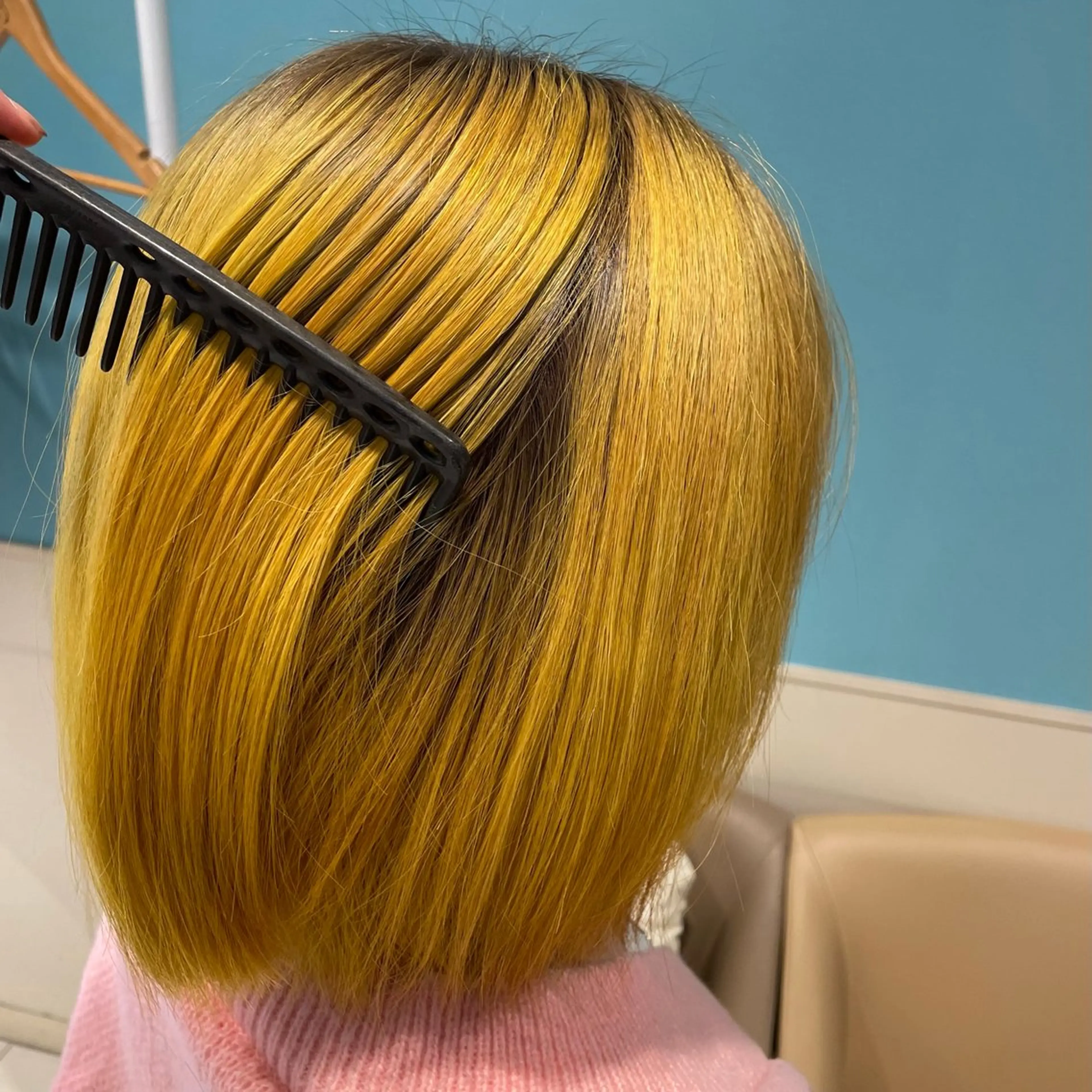 ミディアム カット ヘアカラー トリートメント 日置 大智のヘアスタイル