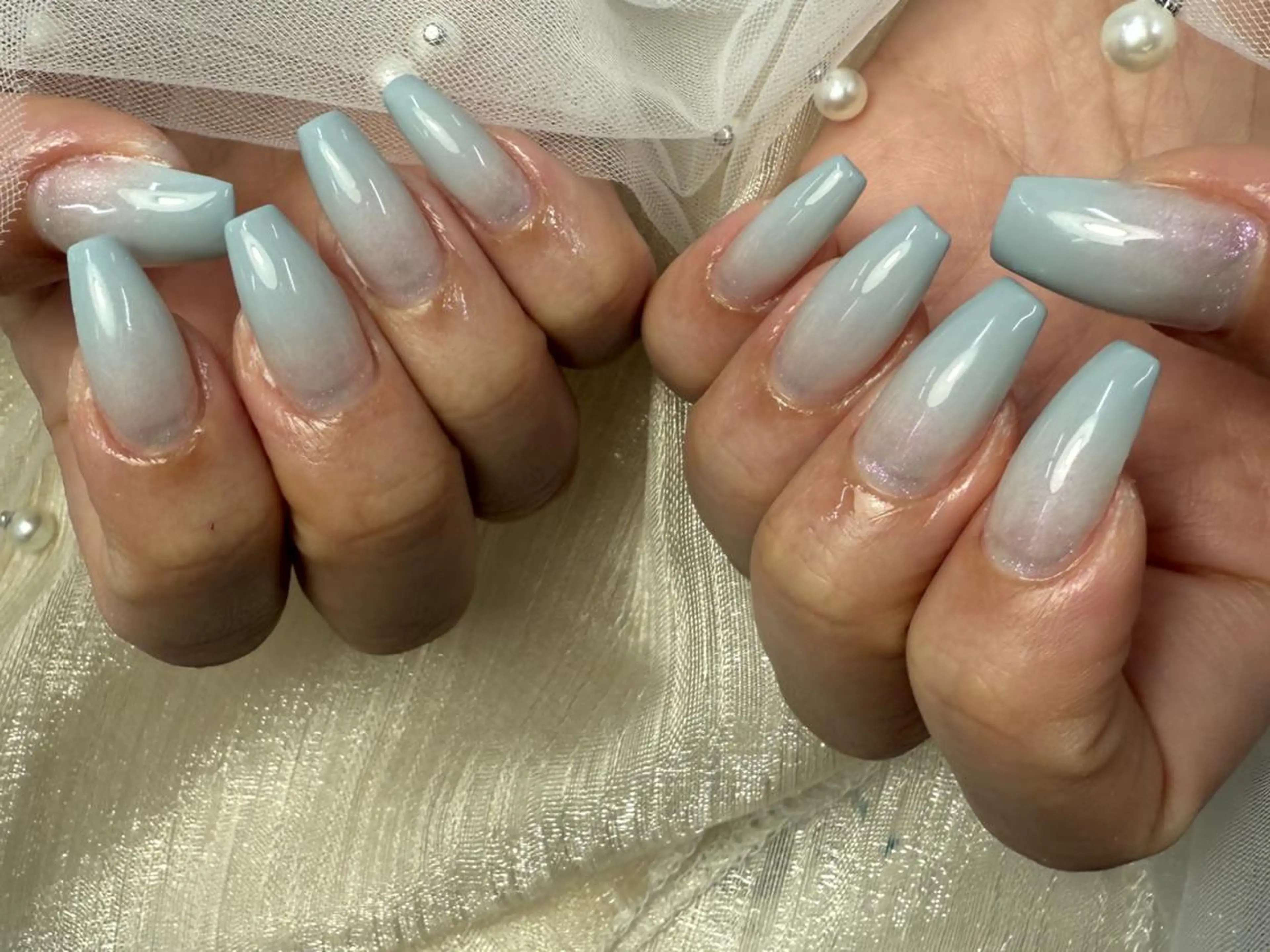 ネイル ブルー グラデーション ピンク ハンドネイル ToliyDeliy Nail Salonのネイルデザイン