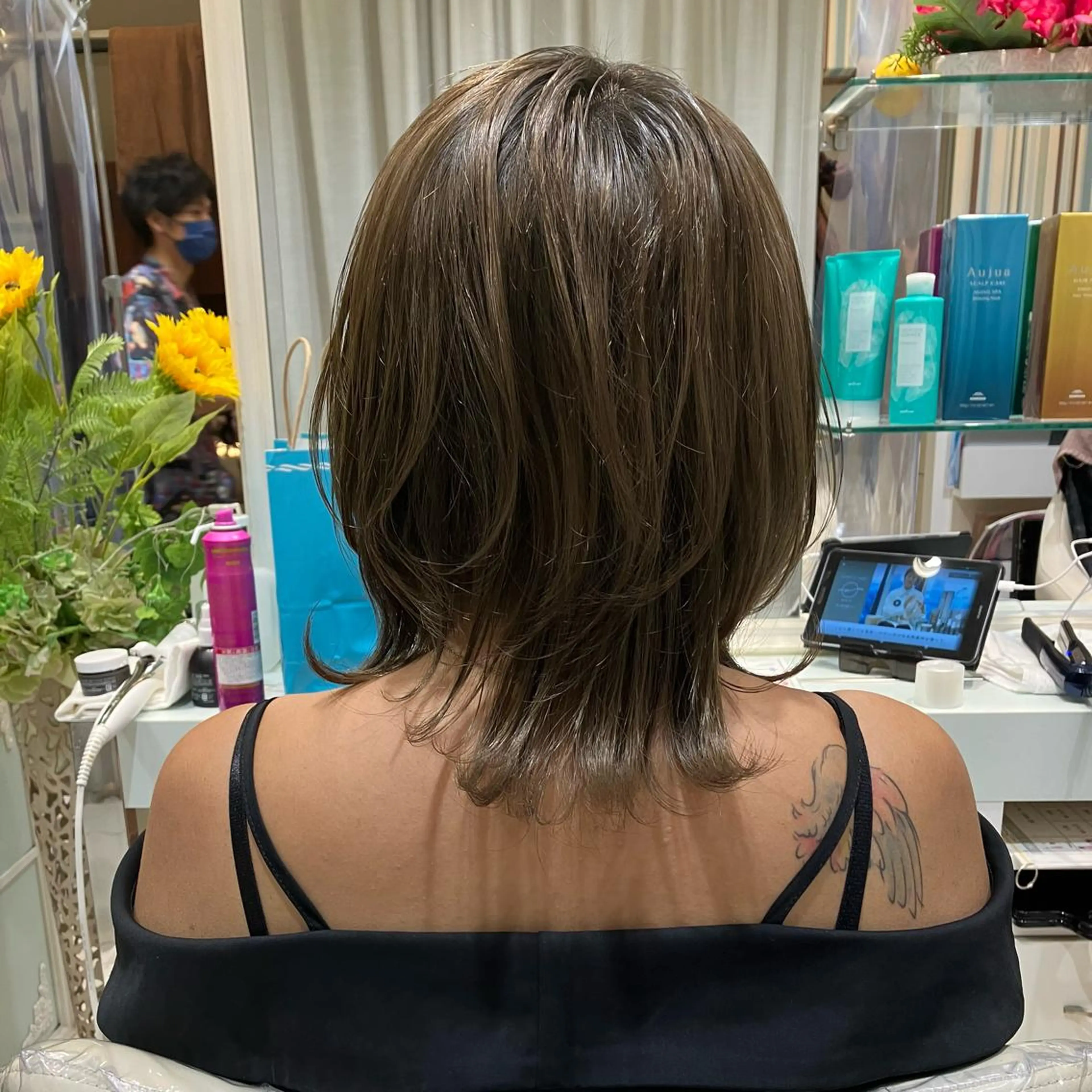 セミロング カラー ヘアアレンジ Re:st所属・Miyavi/カラー ショートボブのヘアスタイル