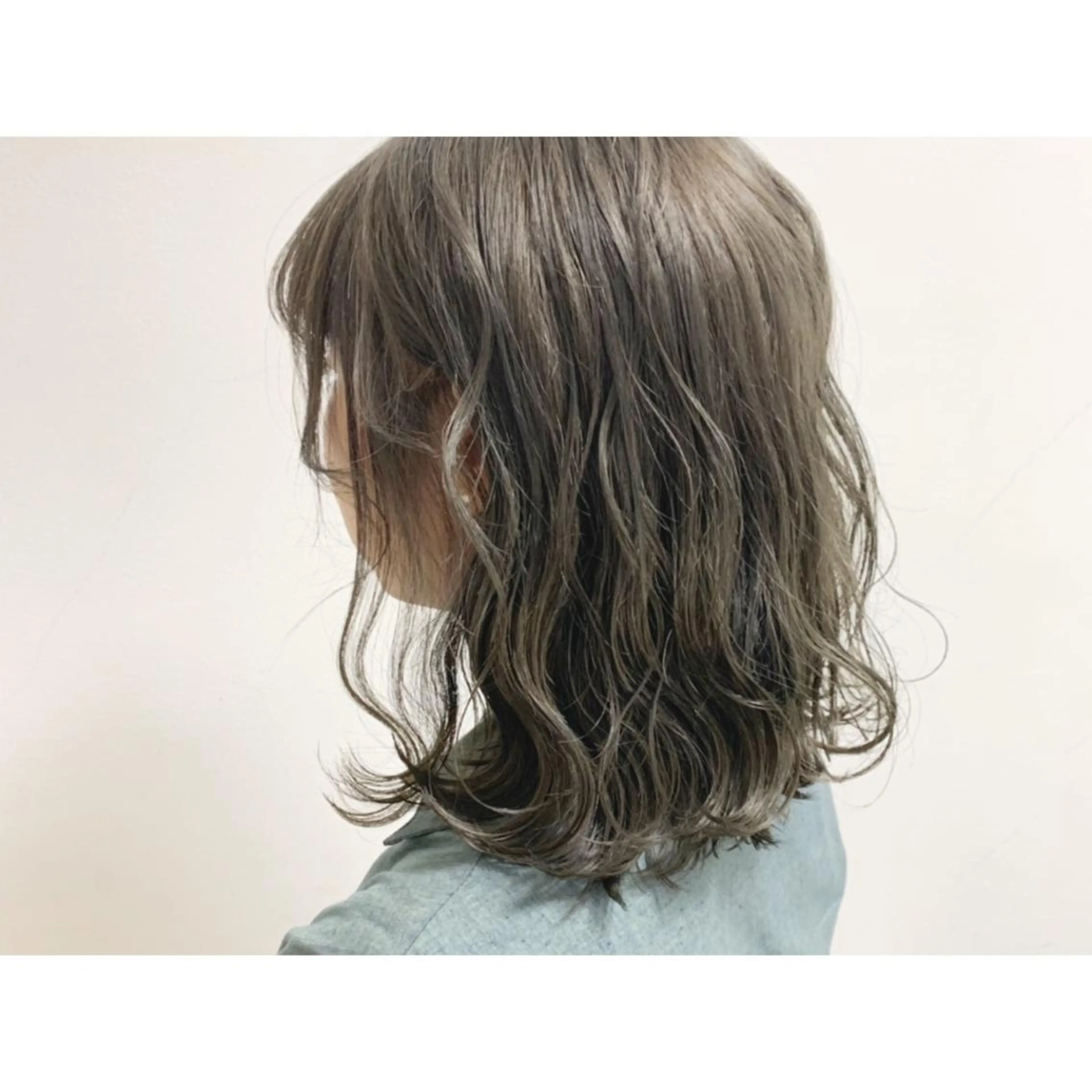セミロング merci.所属・🌻あいり merci.🌻のヘアスタイル