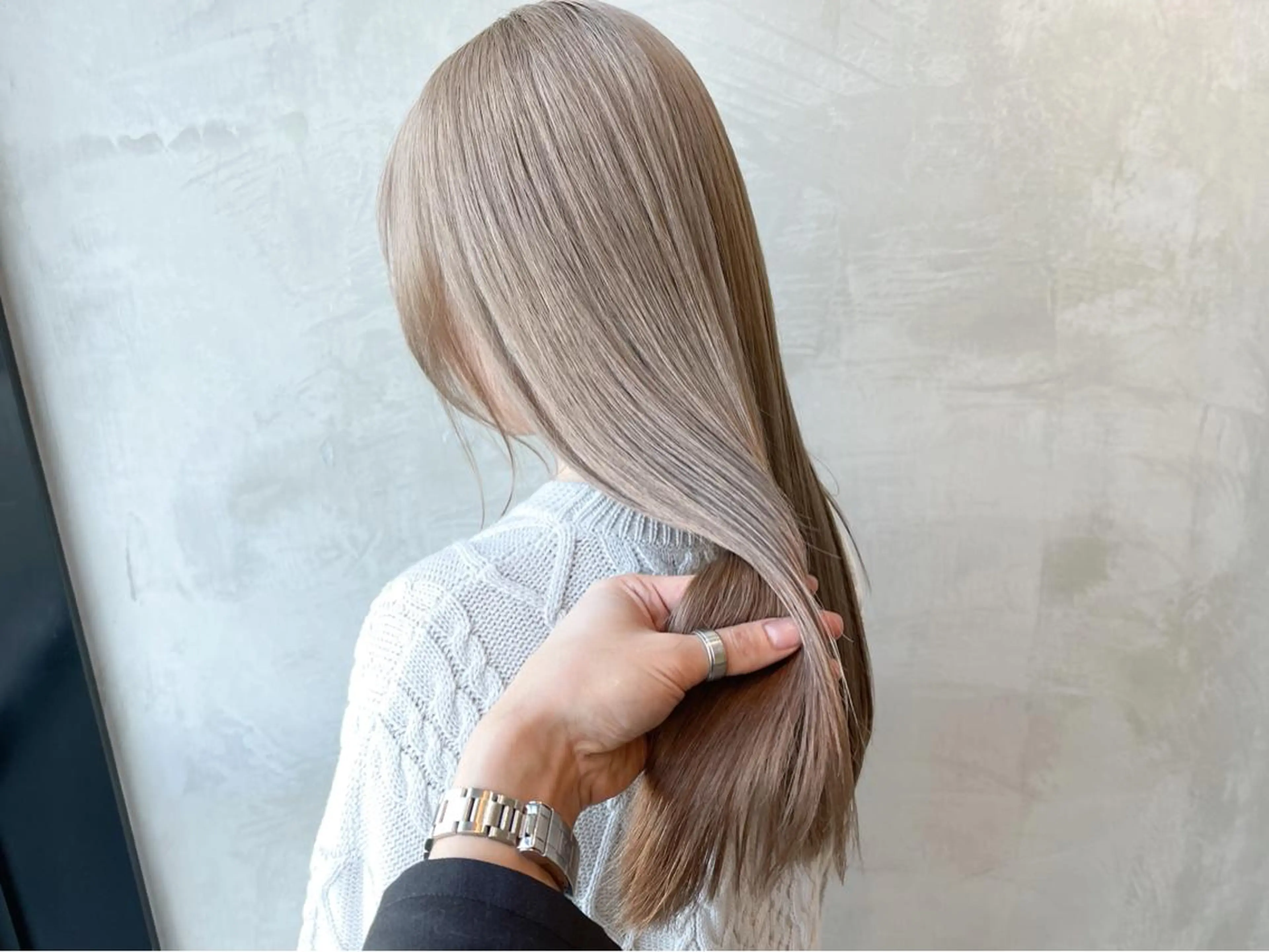 【実質トリートメント無料❣️】ケアブリーチ込み🎉ケアダブルカラー &最新3ステップシルクトリートメント【Wカラー】の写真