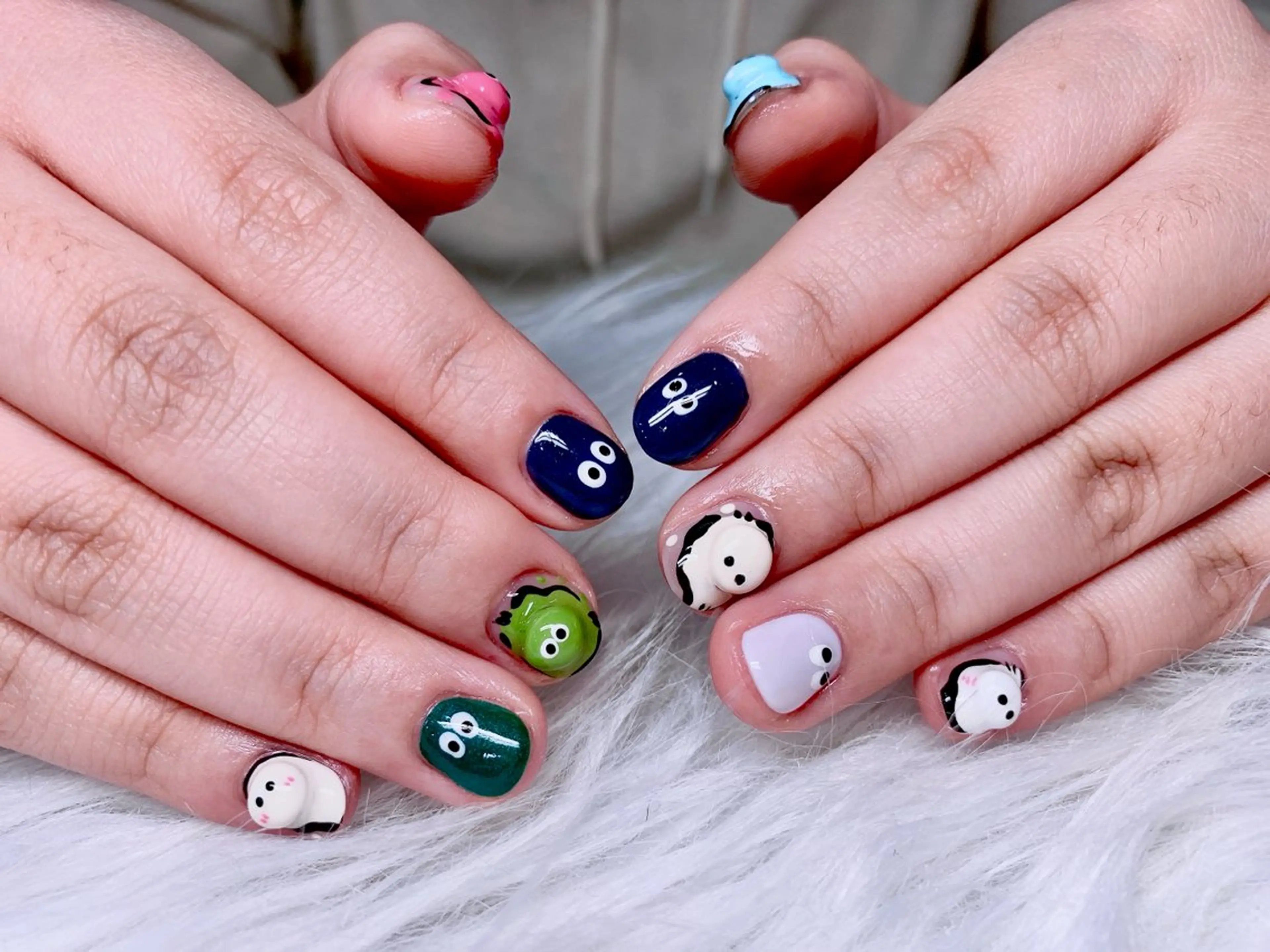 ネイル ゆず秋葉原 Vickyのネイルデザイン