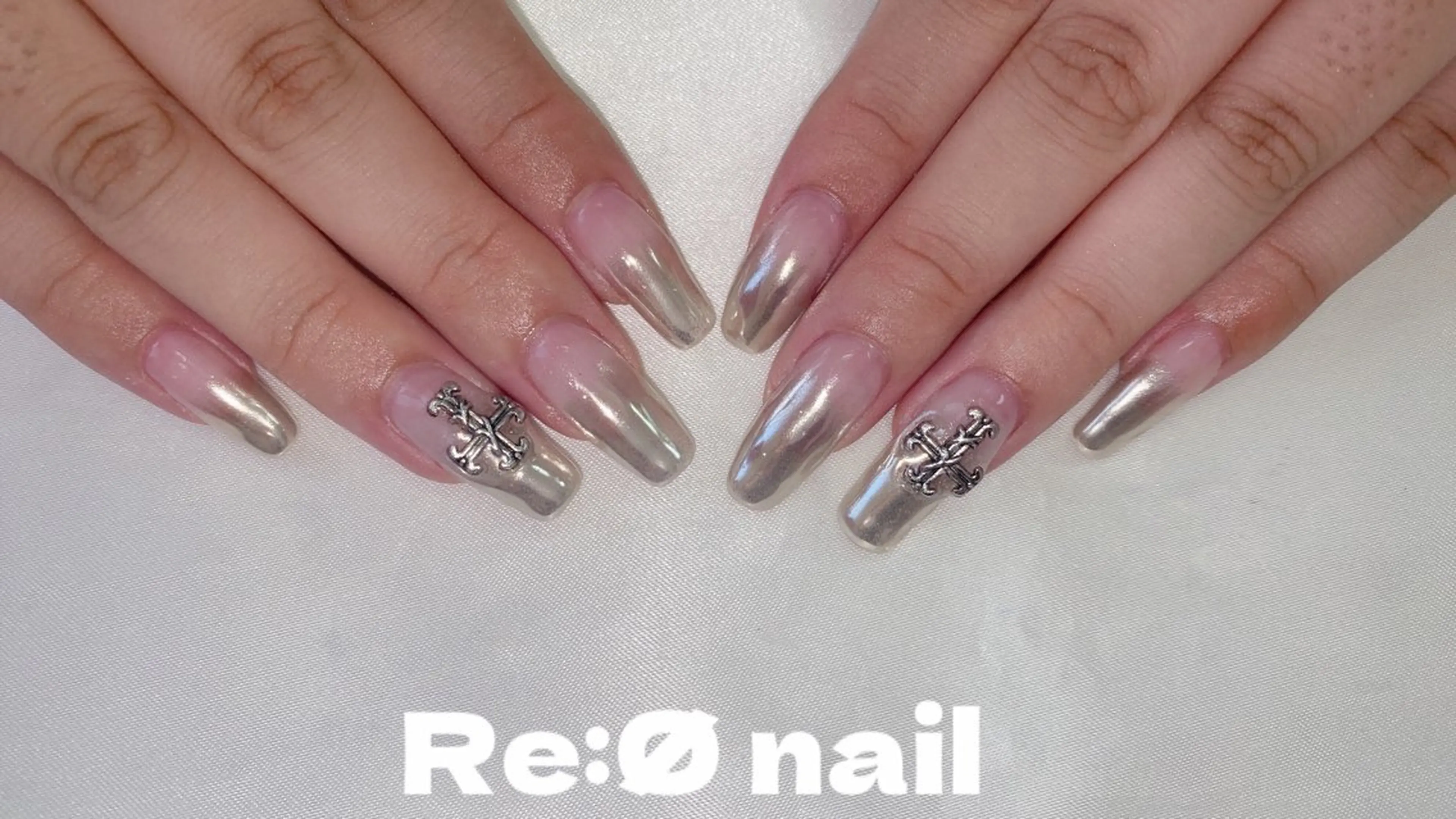ネイル シルバー ハンドネイル Re:Ø nail 🩵TSUJIのネイルデザイン