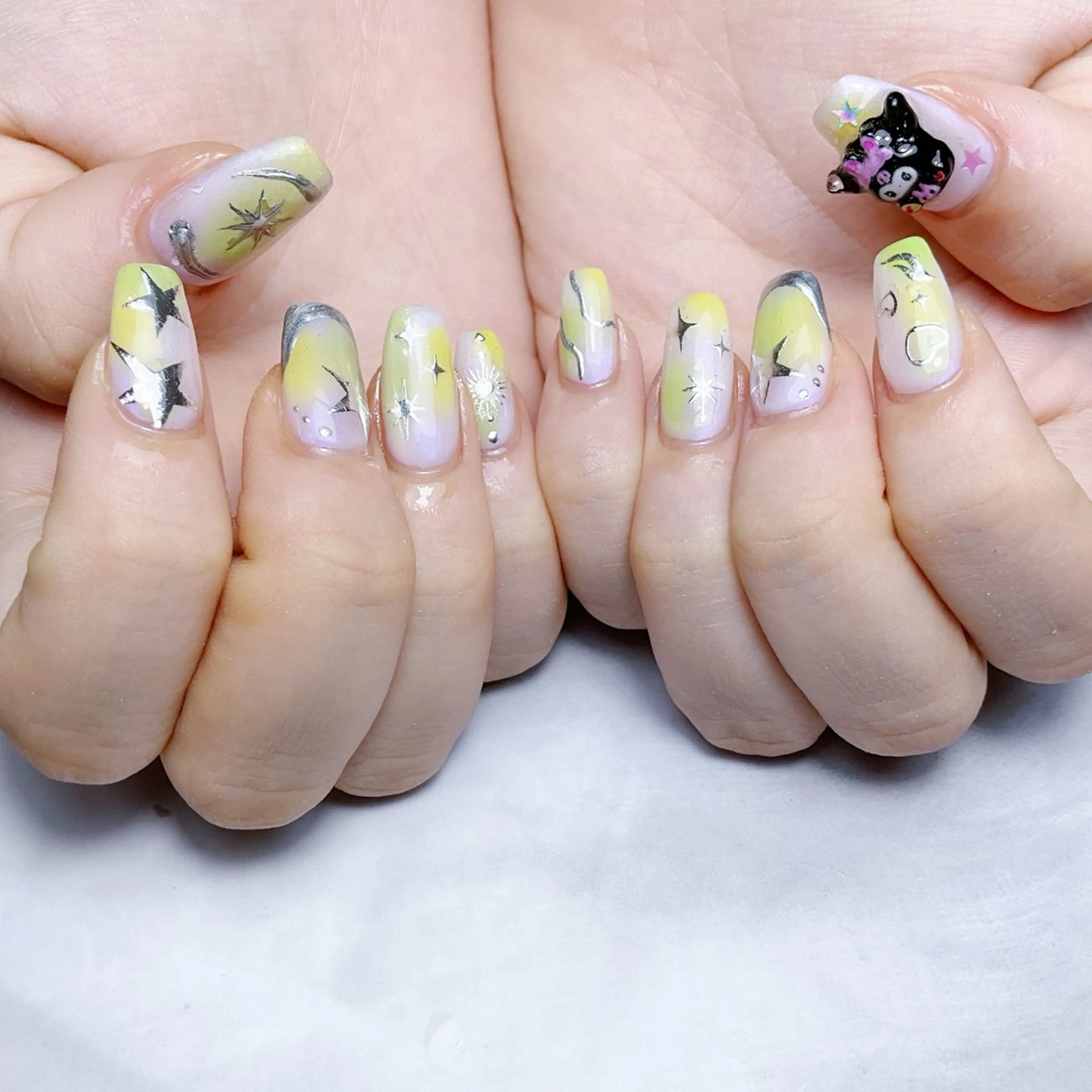 ネイル ハンドネイル 🌈Yun nail hyejin💋のネイルデザイン