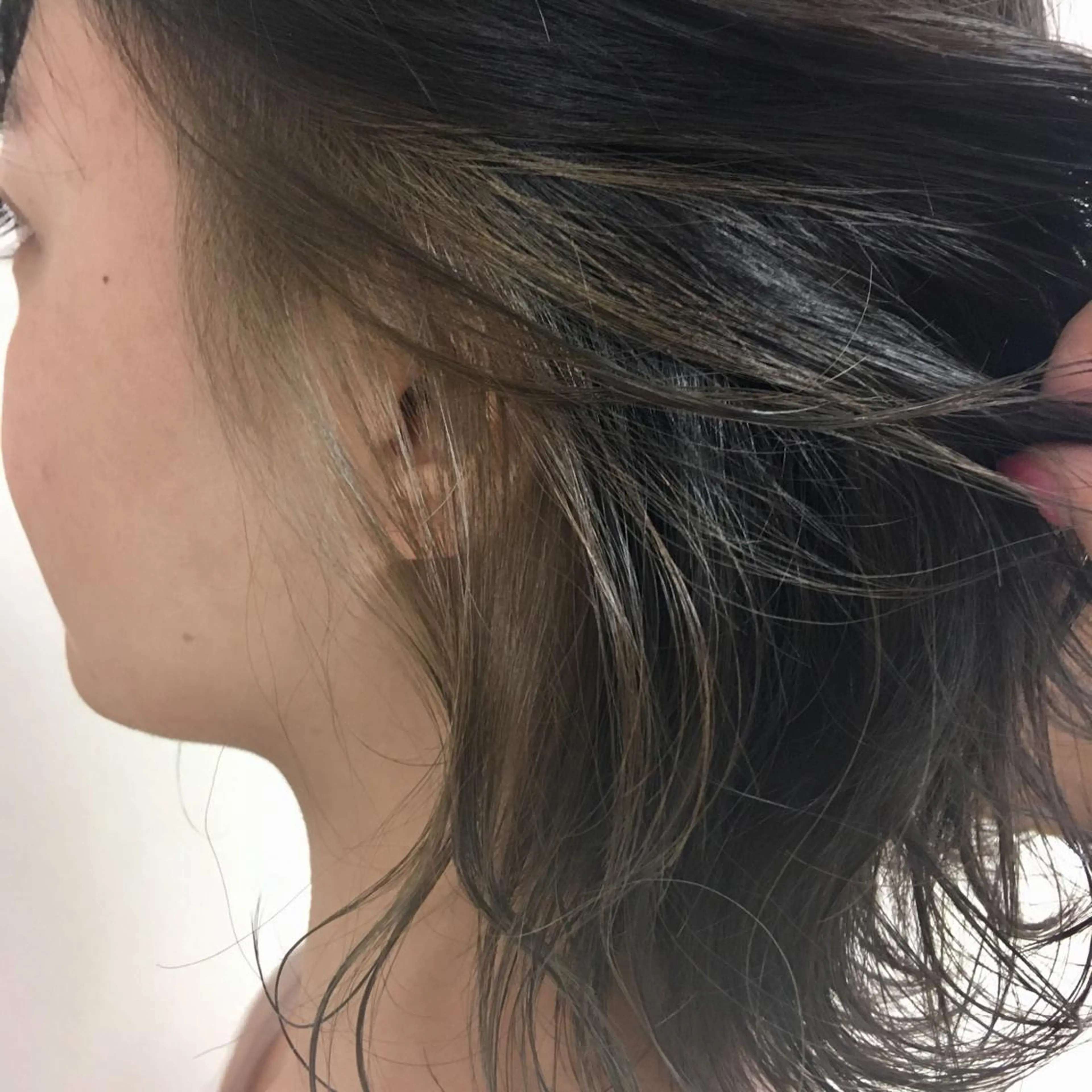 ミディアム カラー ヘアアレンジ ヘアカラー トリートメント 【Sweep】おじま のぞみのヘアスタイル