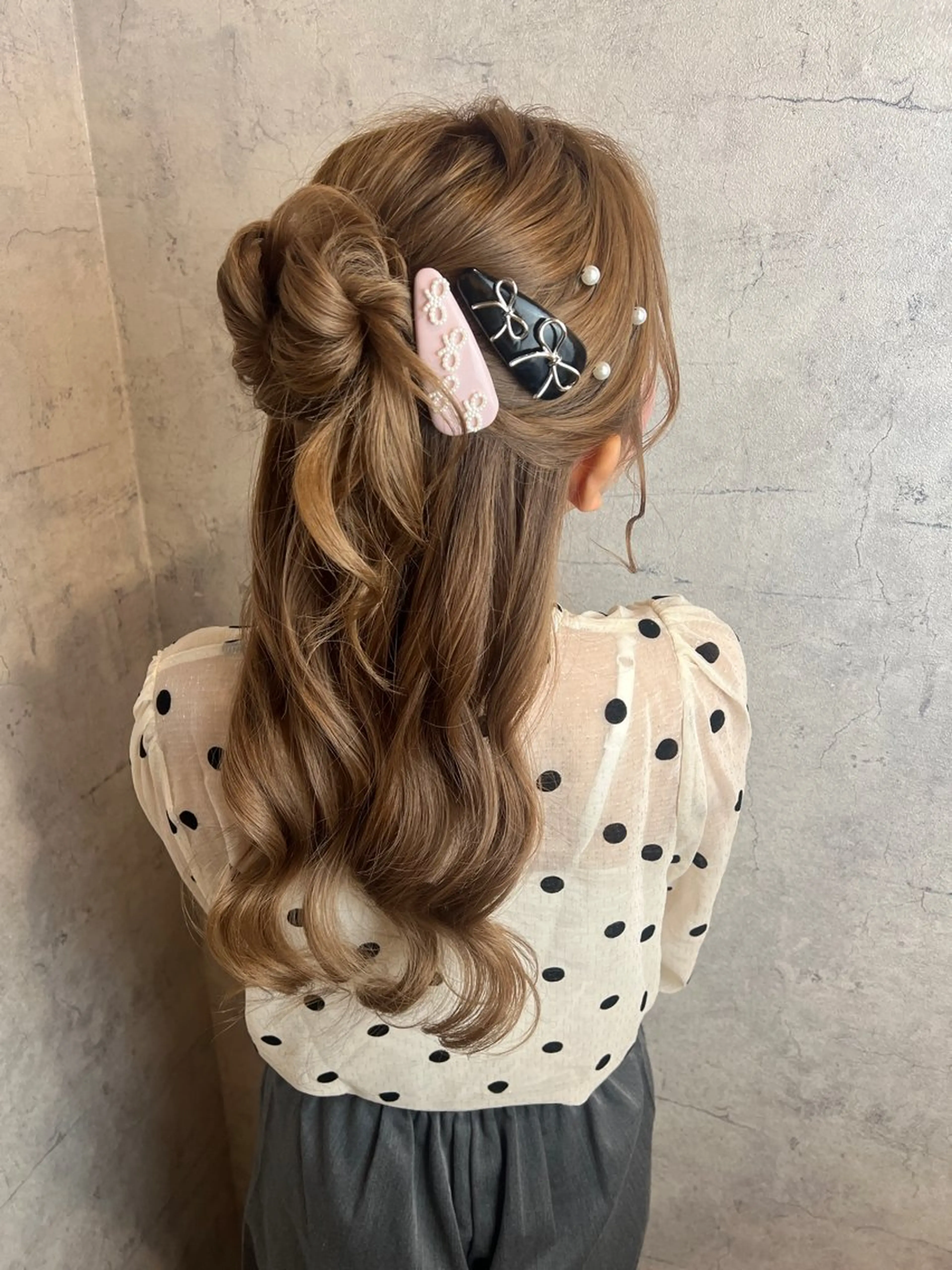 ミディアム お団子ヘア 【カメレオン】 しょうた  みくꨄのヘアスタイル