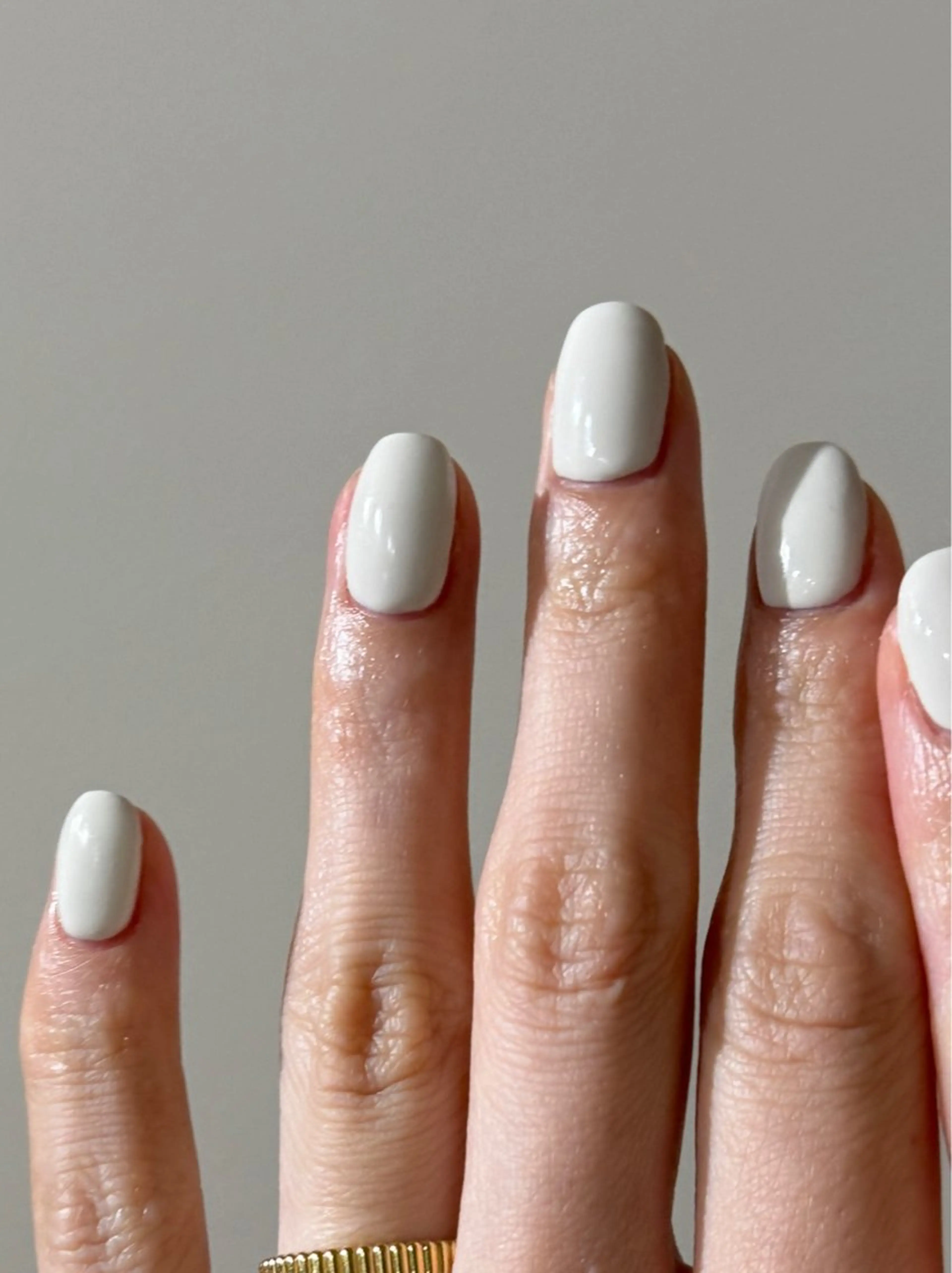 ネイル マットネイル ホワイト 市川 加奈子のネイルデザイン