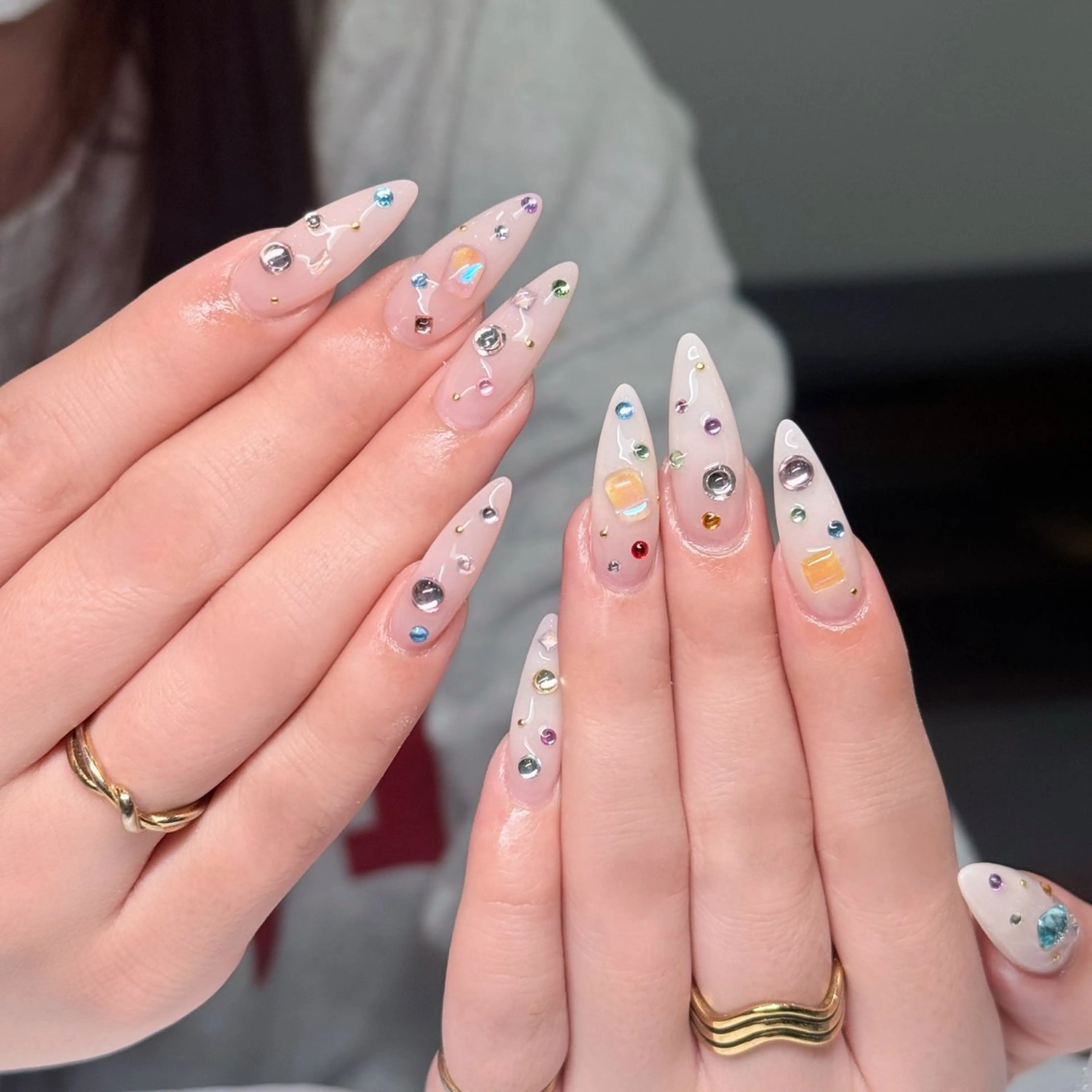 ネイル オーロラネイル ブルー チークネイル フットネイル フレンチネイル ハンドネイル JAN 168 池袋のネイルデザイン