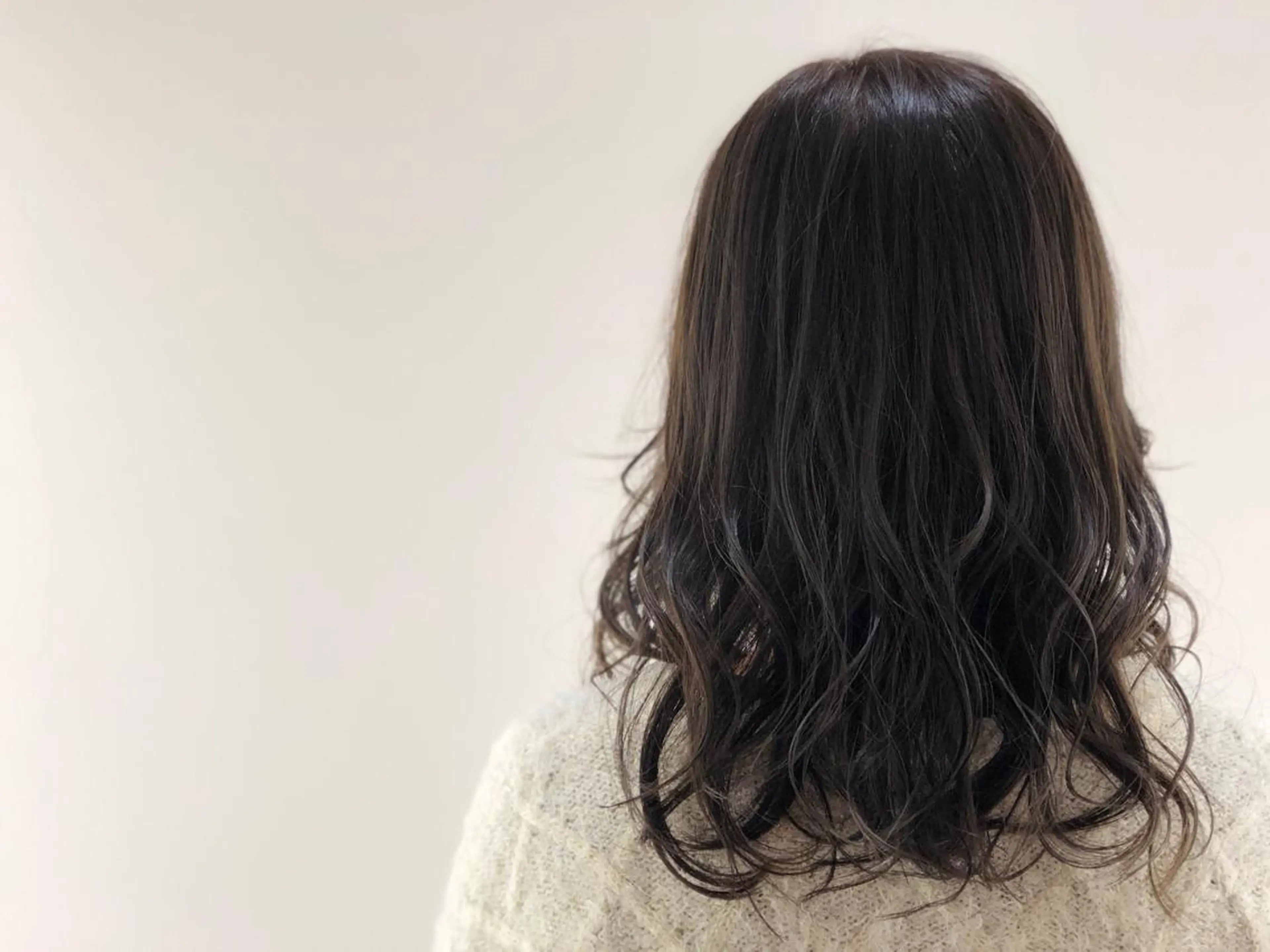 セミロング パーマ セミロングパーマ Strawberry所属・原田 志保のヘアスタイル