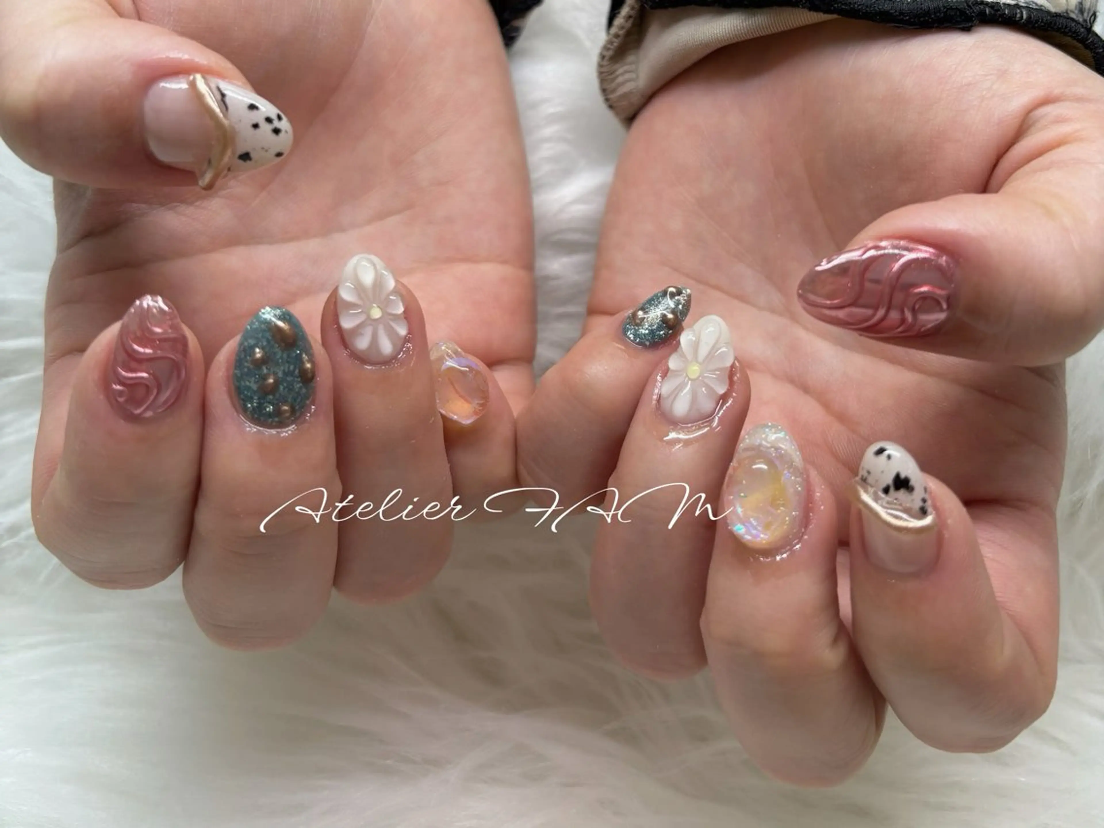 ミディアム ハンドネイル nail&eyelashsalon atelier fam上本町店所属・アトリエ FAMのネイルデザイン