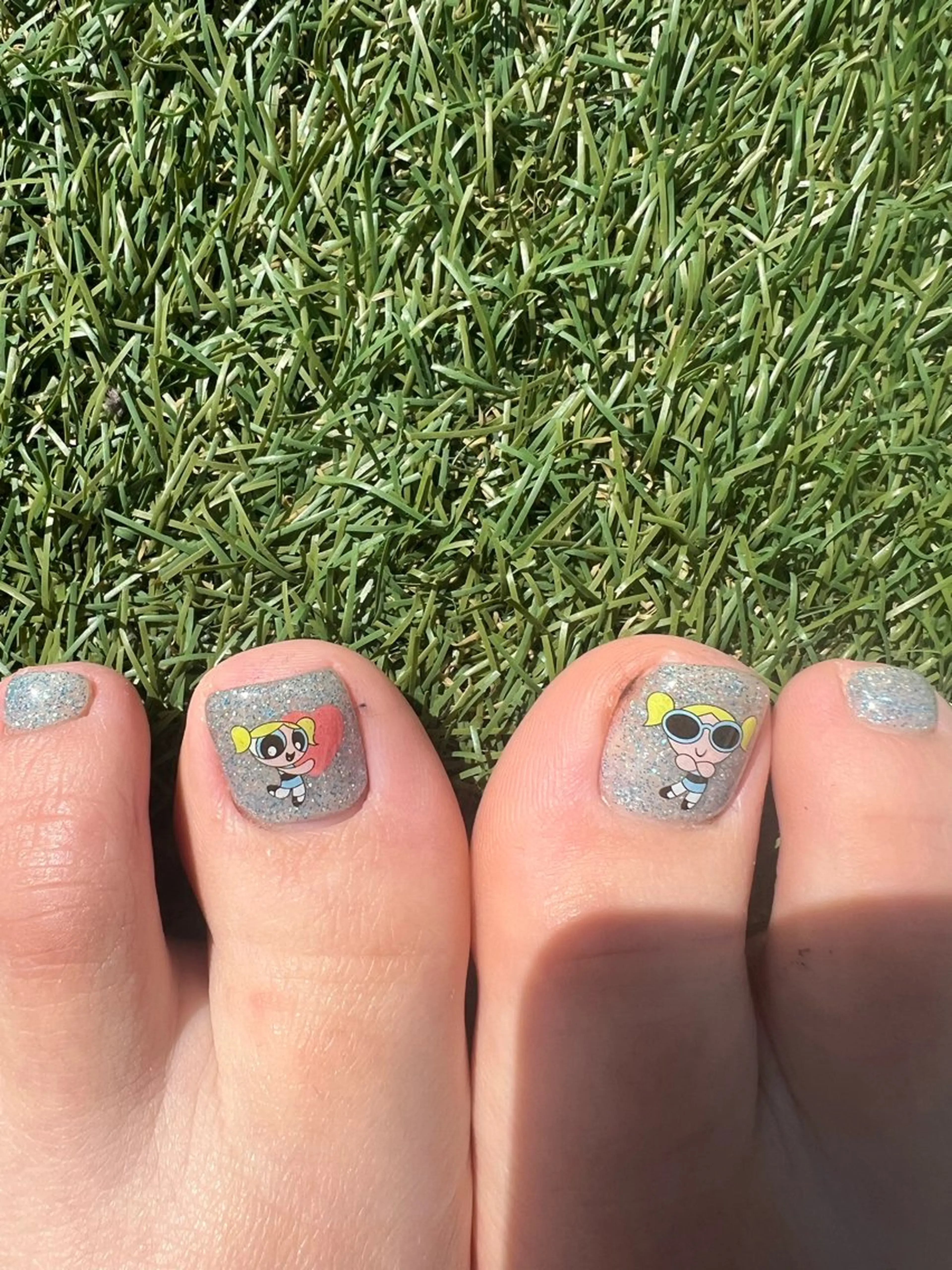 ネイル nalu🐚 京橋｜Rommyのネイルデザイン