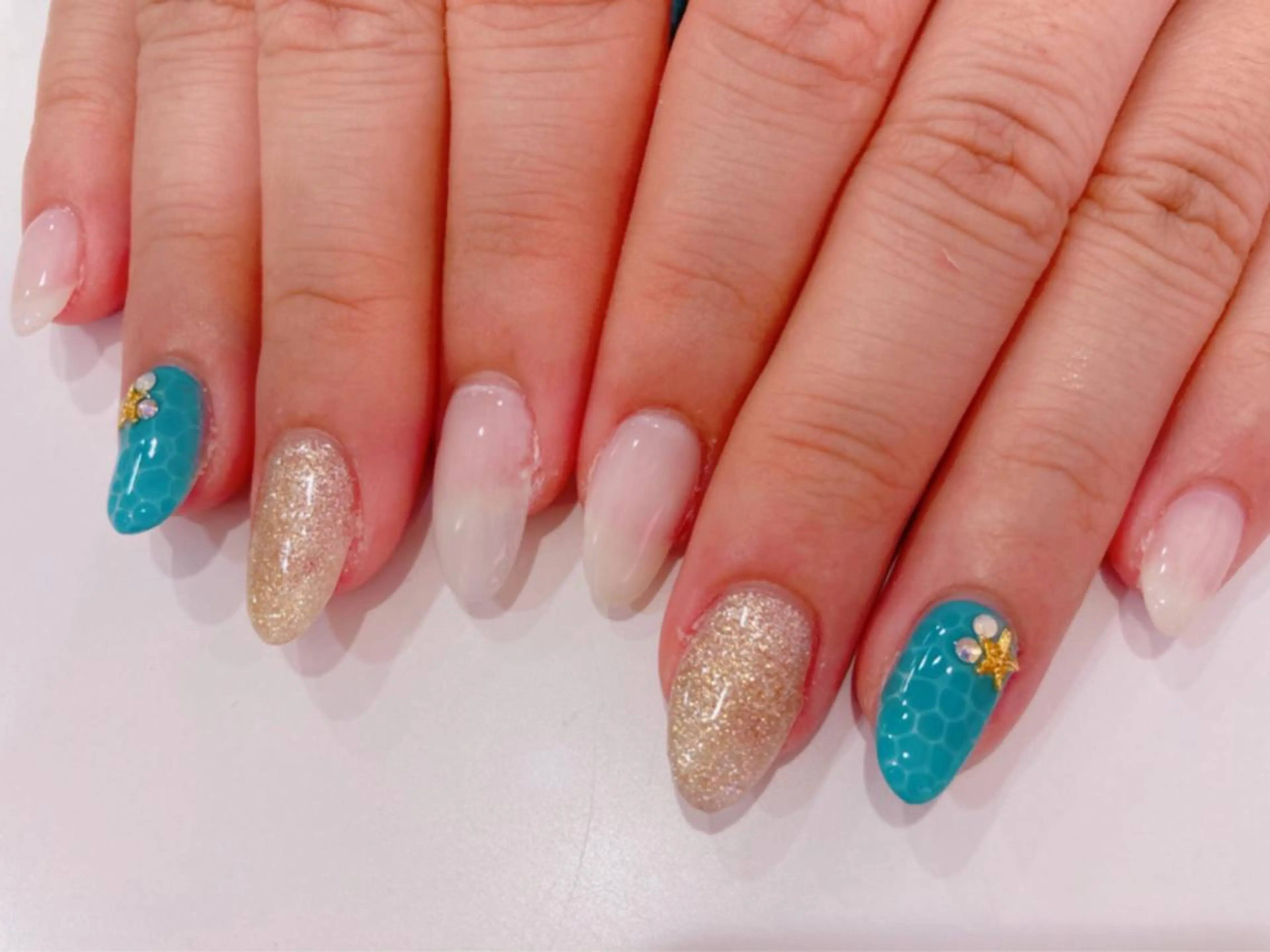 ネイル 酒井 美由紀のネイルデザイン