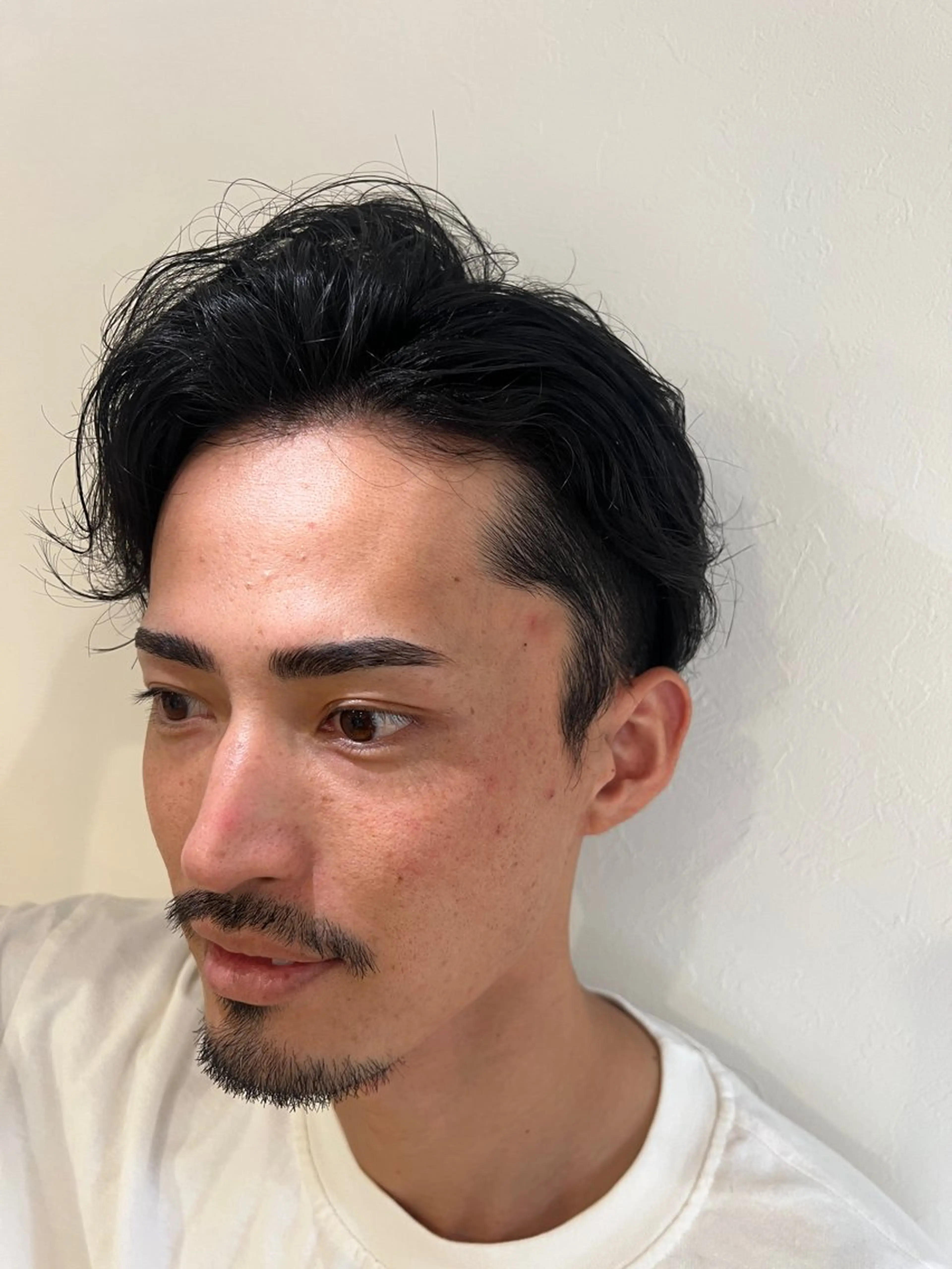 アイブロウ ハリウッドブロウリフト Akala miのエステ・リラクイメージ