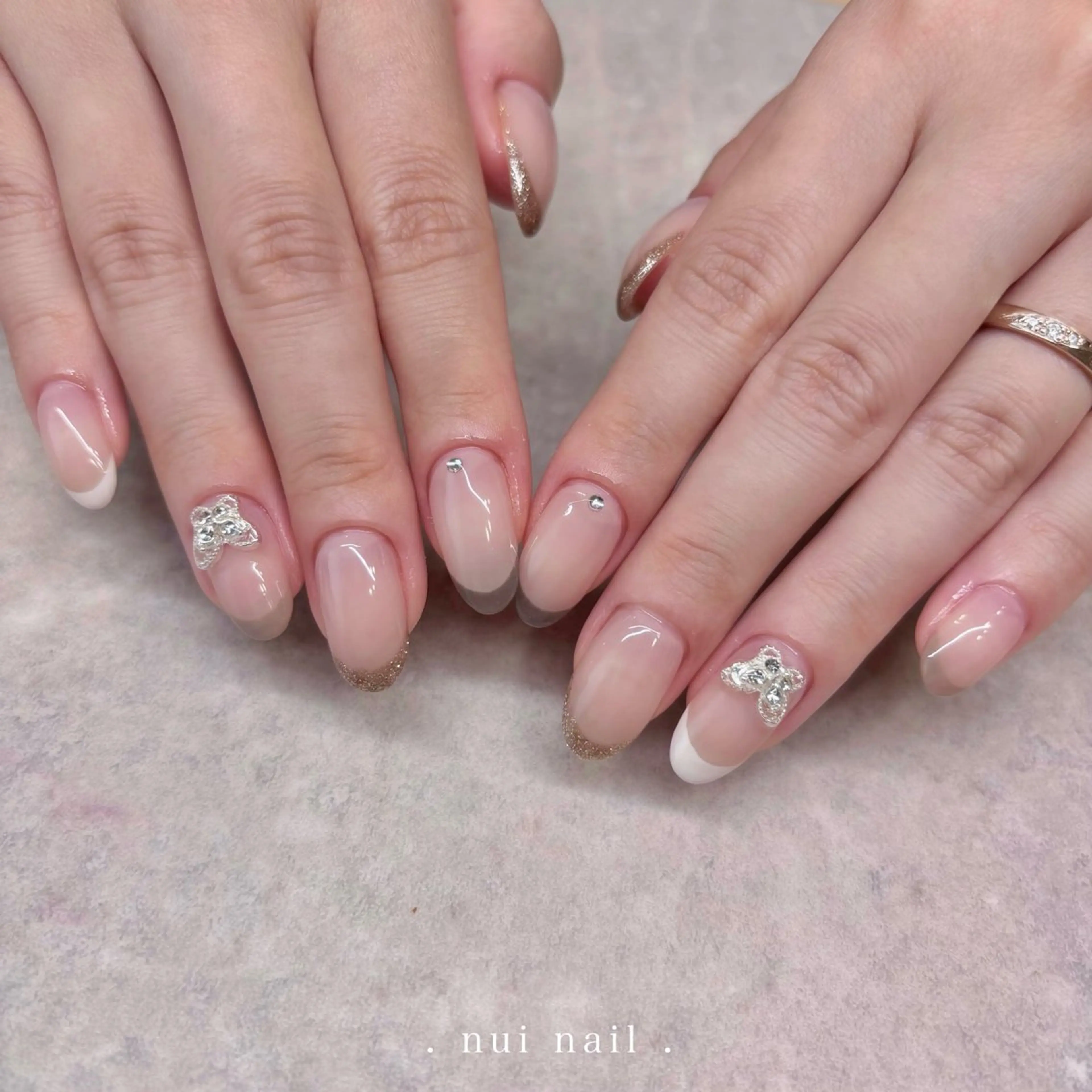 ネイル フレンチネイル ハンドネイル nui nailのネイルデザイン