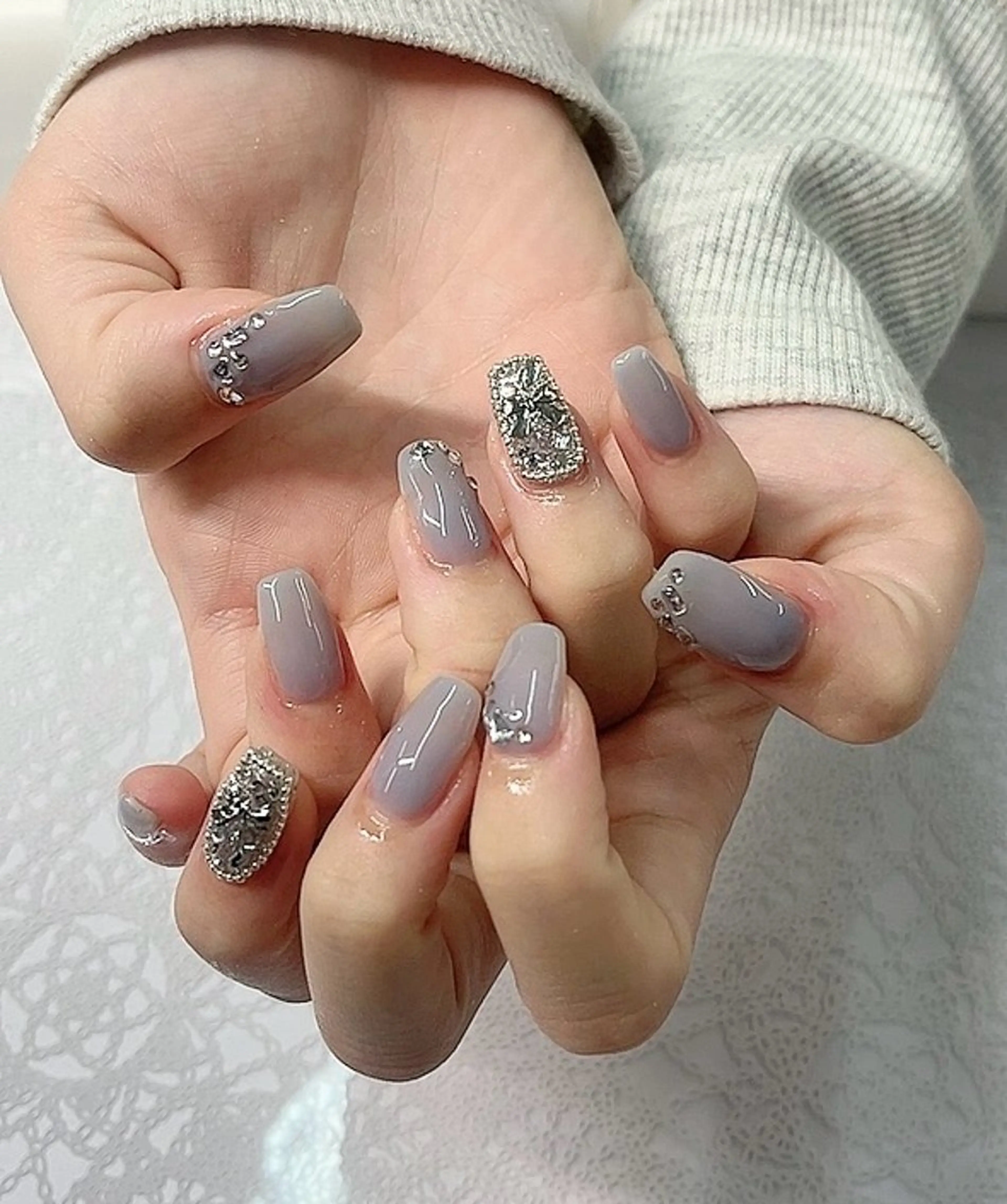 ネイル キラキラネイル ハンドネイル MORE所属・✨MORE✨ 藤井寺🌿のネイルデザイン