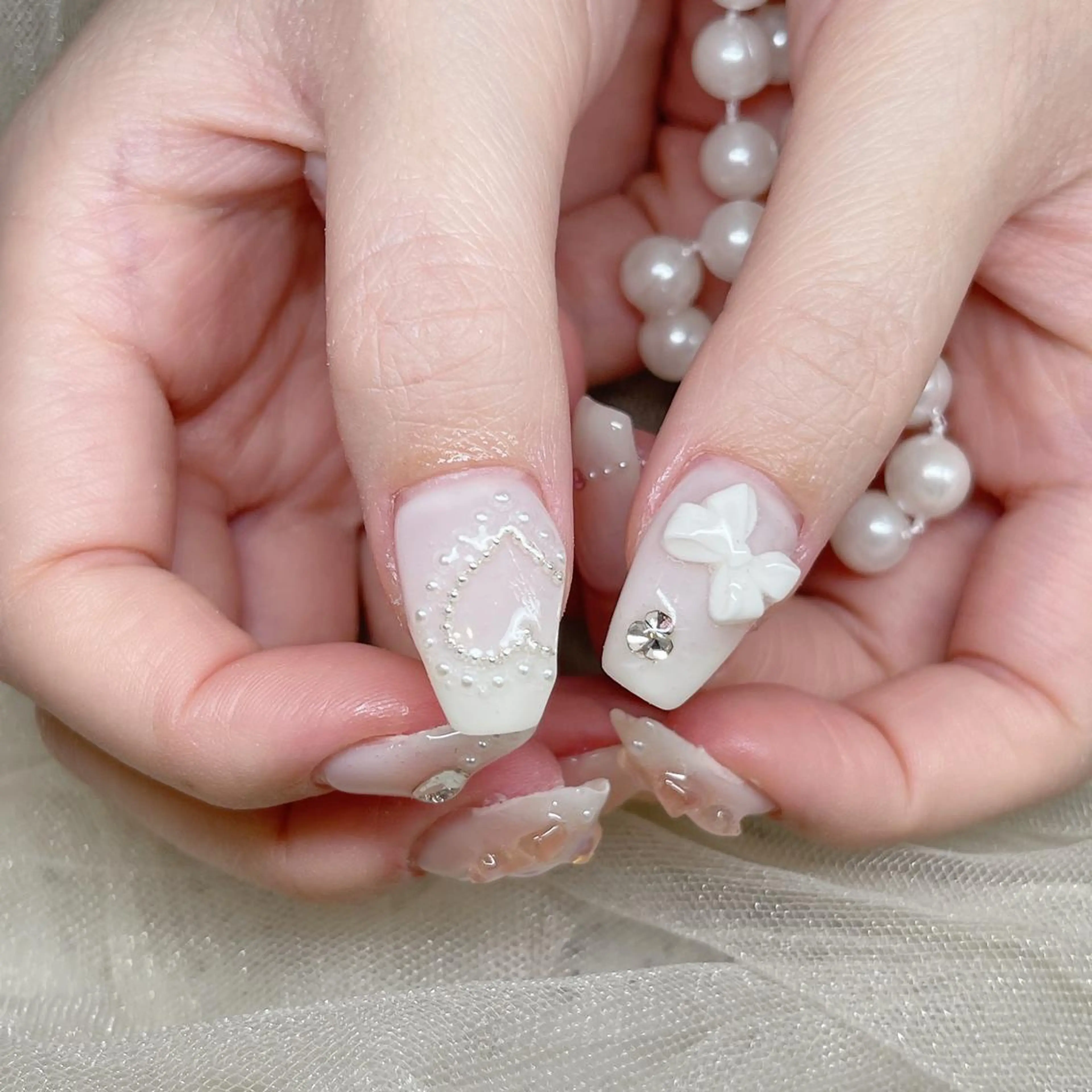 ネイル ハンドネイル Queens ciciのネイルデザイン