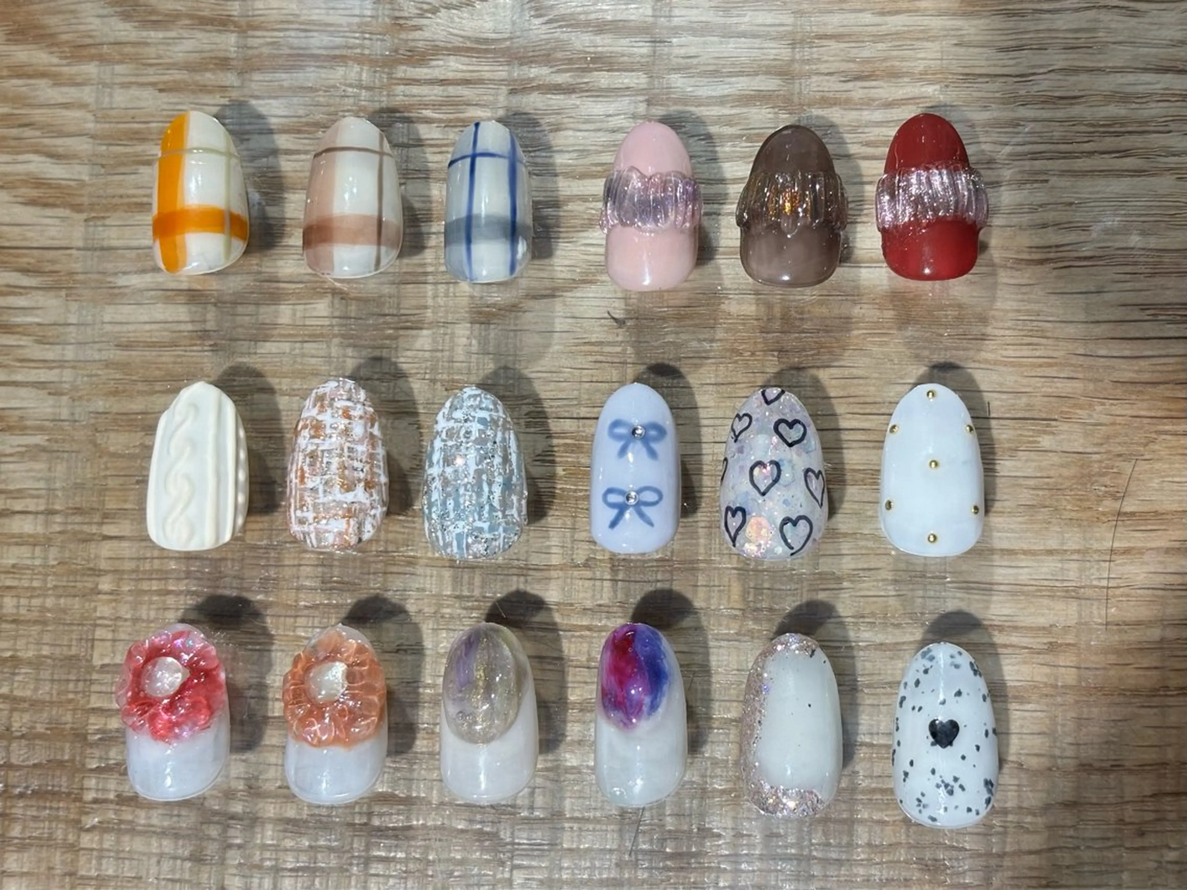 ネイル フットネイル フレンチネイル ジェルネイル グラデーション マグネットネイル ハンドネイル ヘアー.ネイル二刀流 misa🫧のヘアスタイル