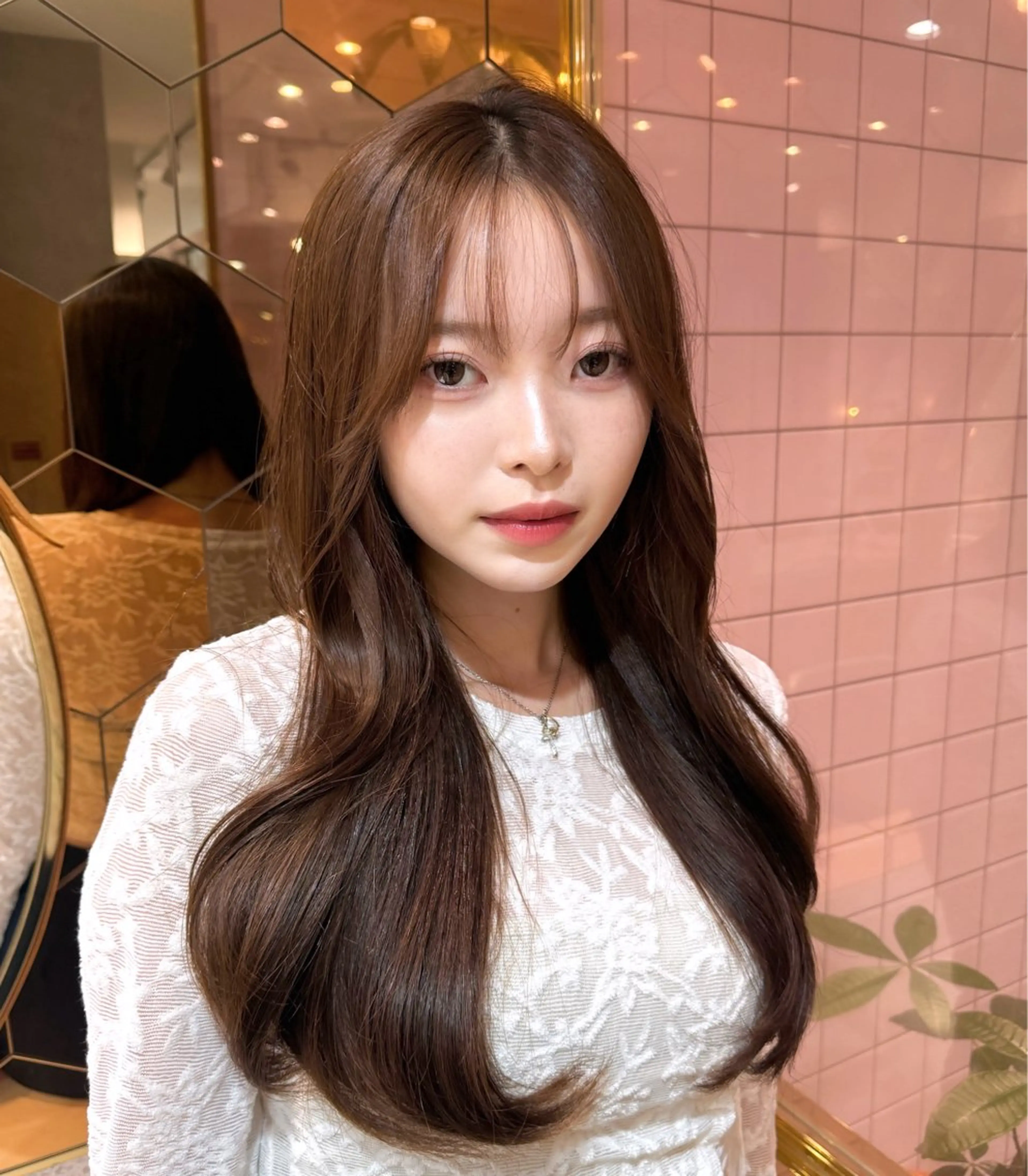 ロング くびれヘア 韓国風ヘア カット ヘアカラー トリートメント 🎀しゅな/韓国 レイヤー/透明感♡のヘアスタイル