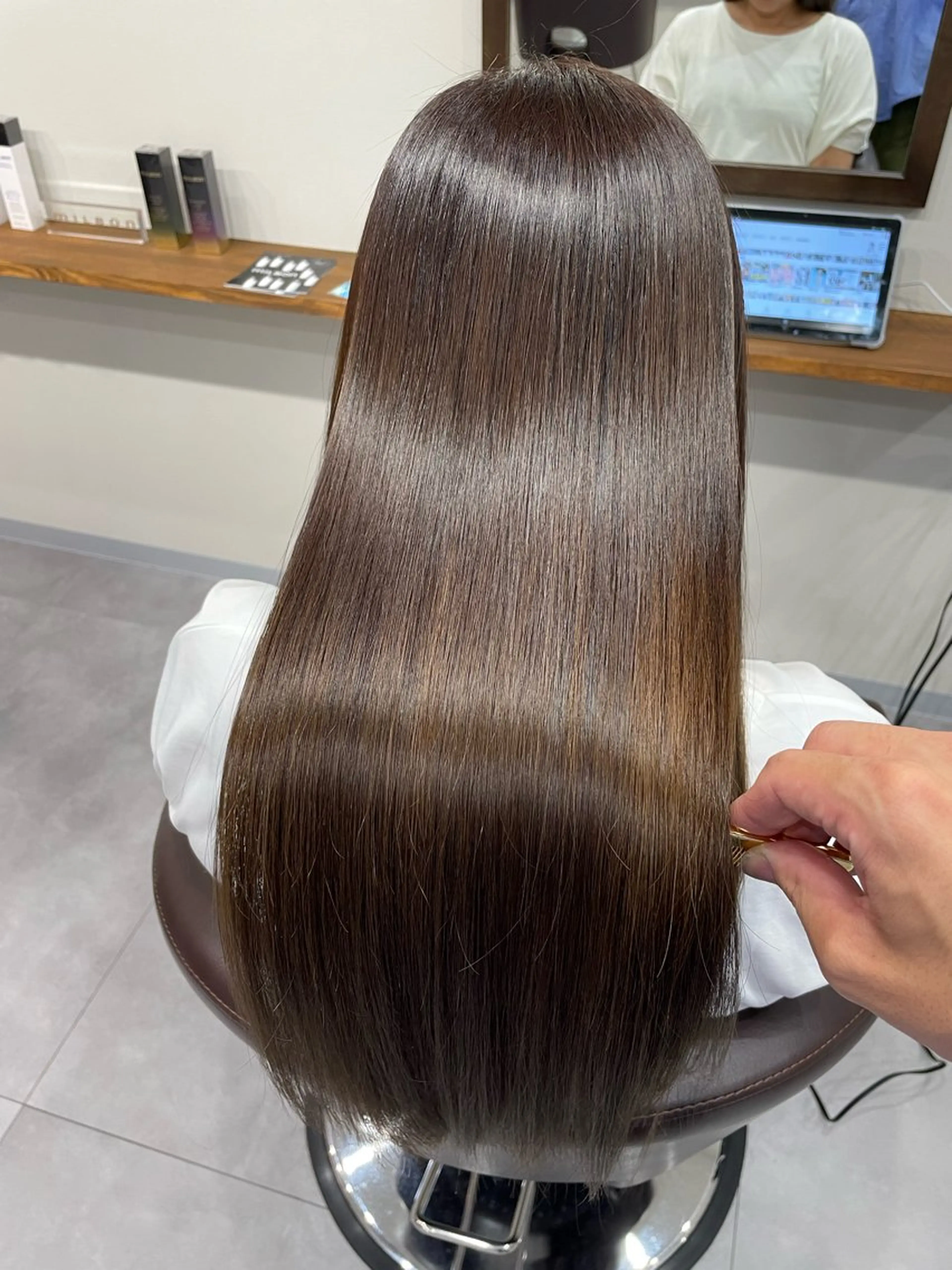 ロング カット ヘアカラー トリートメント 縮毛矯正、髪質改善／ 松田 龍之介のヘアスタイル