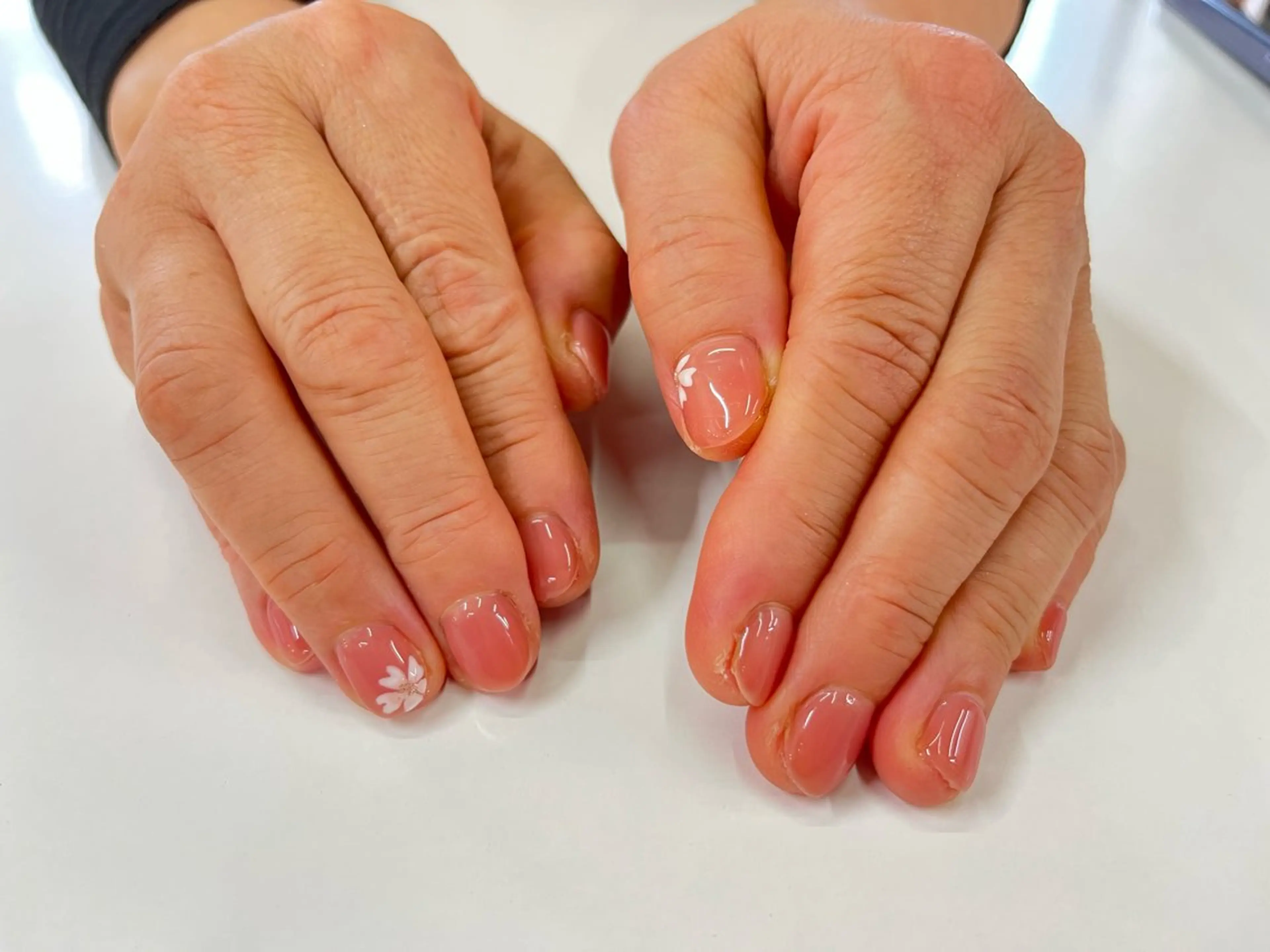 ネイル ハンドネイル デ・アイム赤城所属・ナリス化粧品🌹 saoriのエステ・リラクイメージ