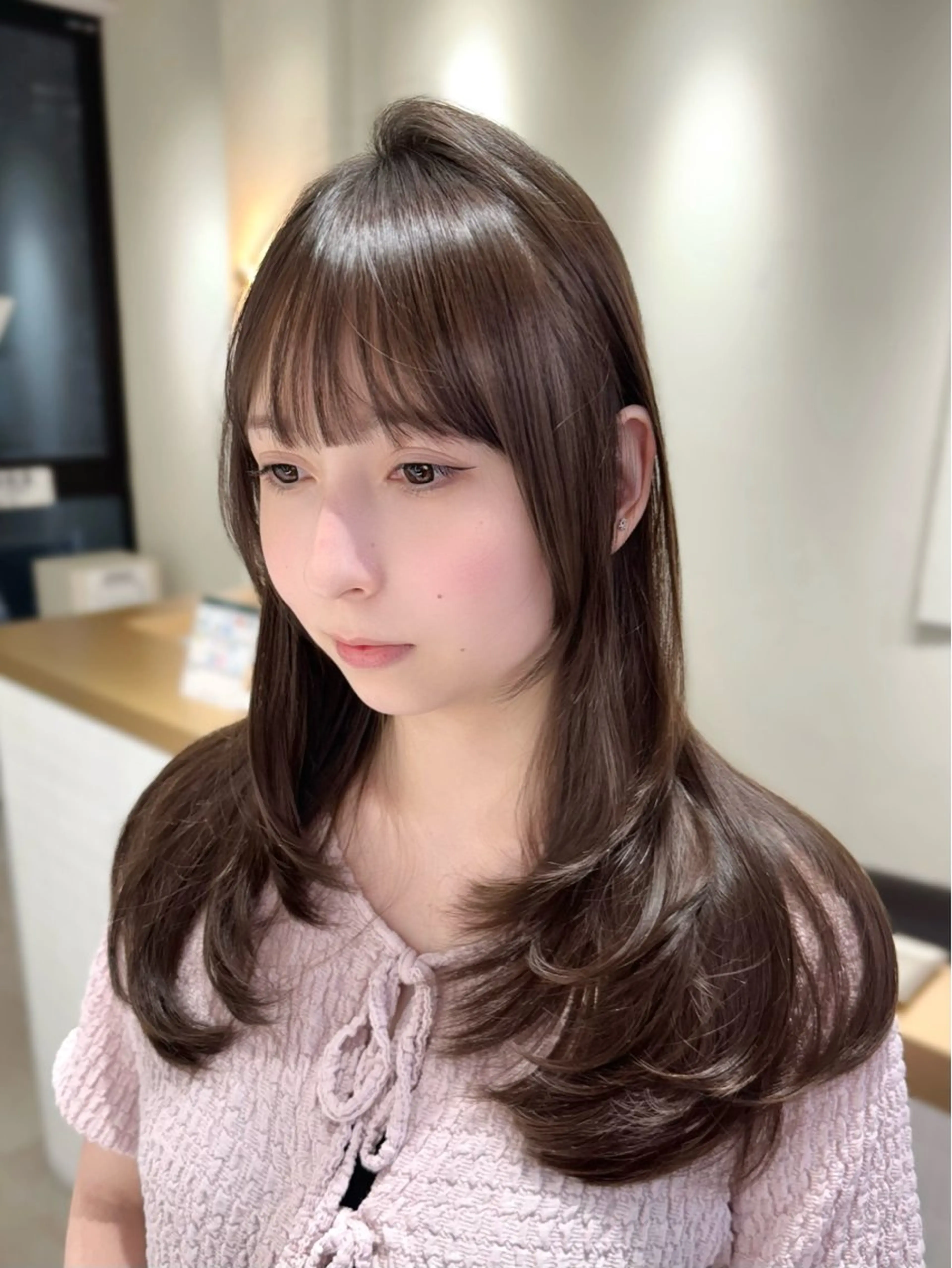 セミロング レイヤーカット ローレイヤー ワンホンレイヤー 難波/レイヤーカット zina【辻優也】のヘアスタイル