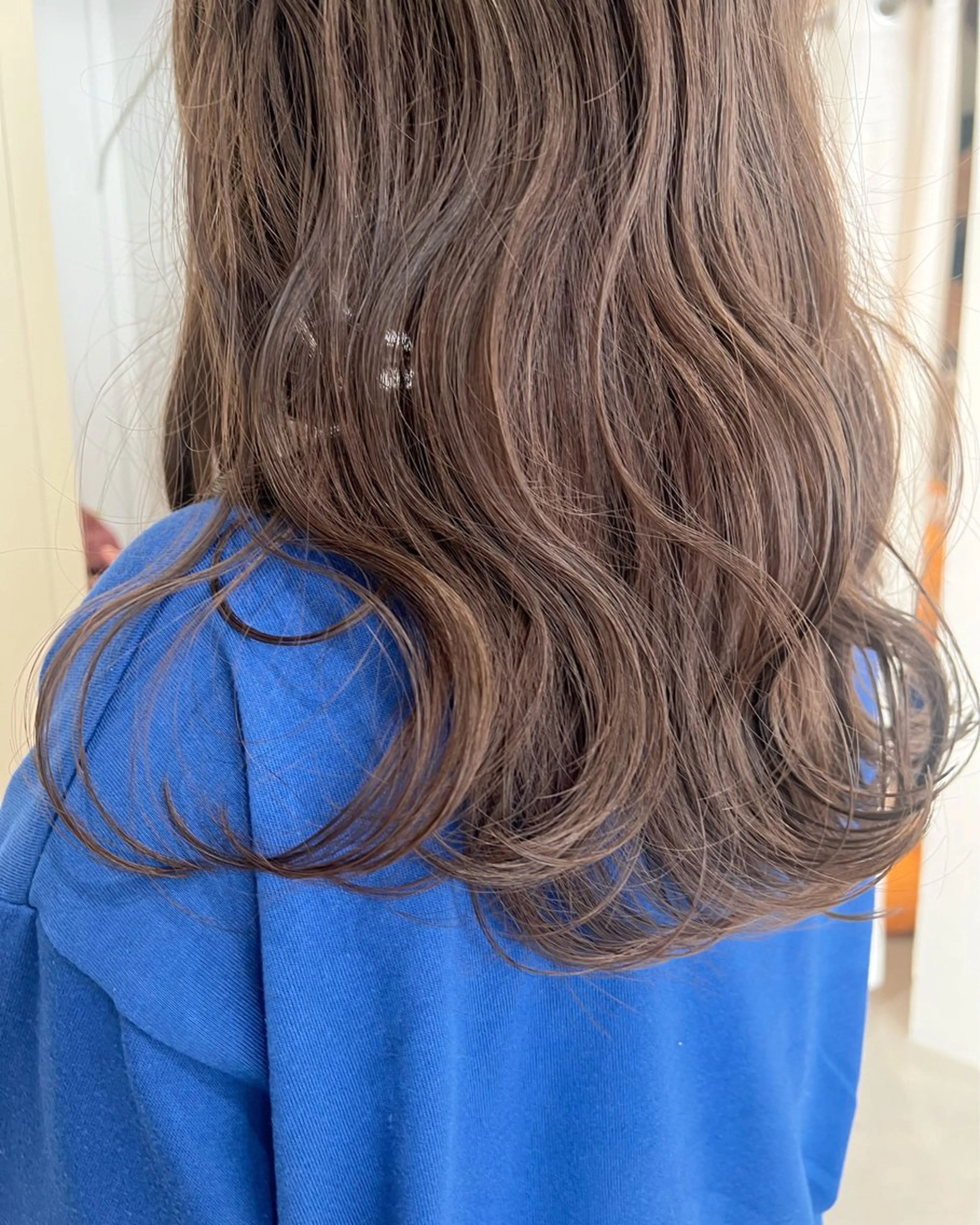 カラー 村田 茉優のヘアスタイル