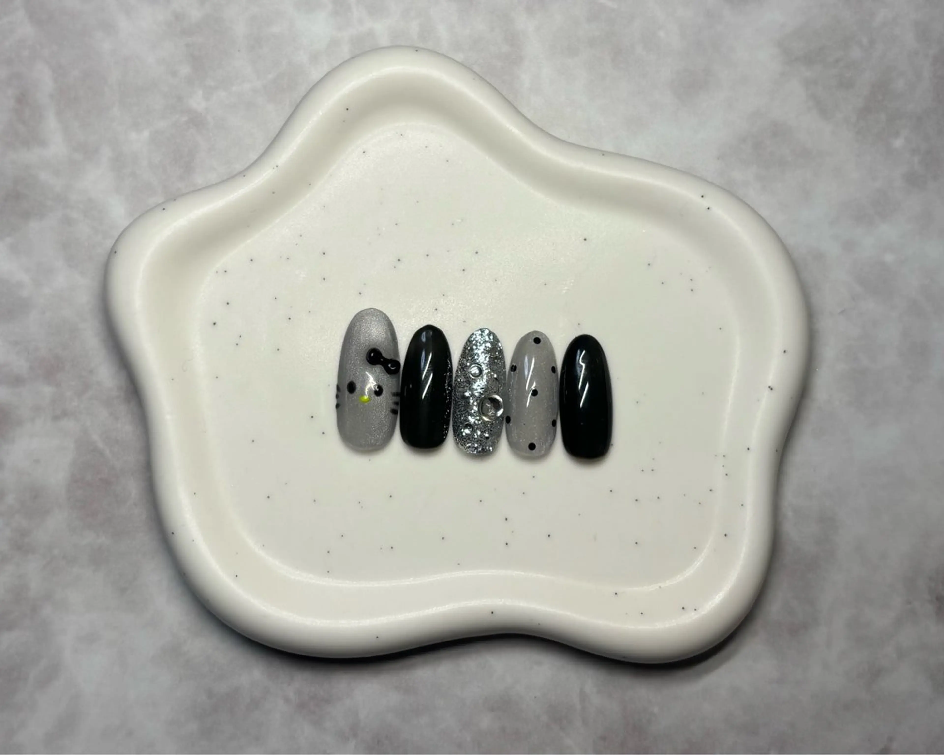 ネイル ハンドネイル private  nail salon Lea Lea所属・nail salon Lea Leaのネイルデザイン