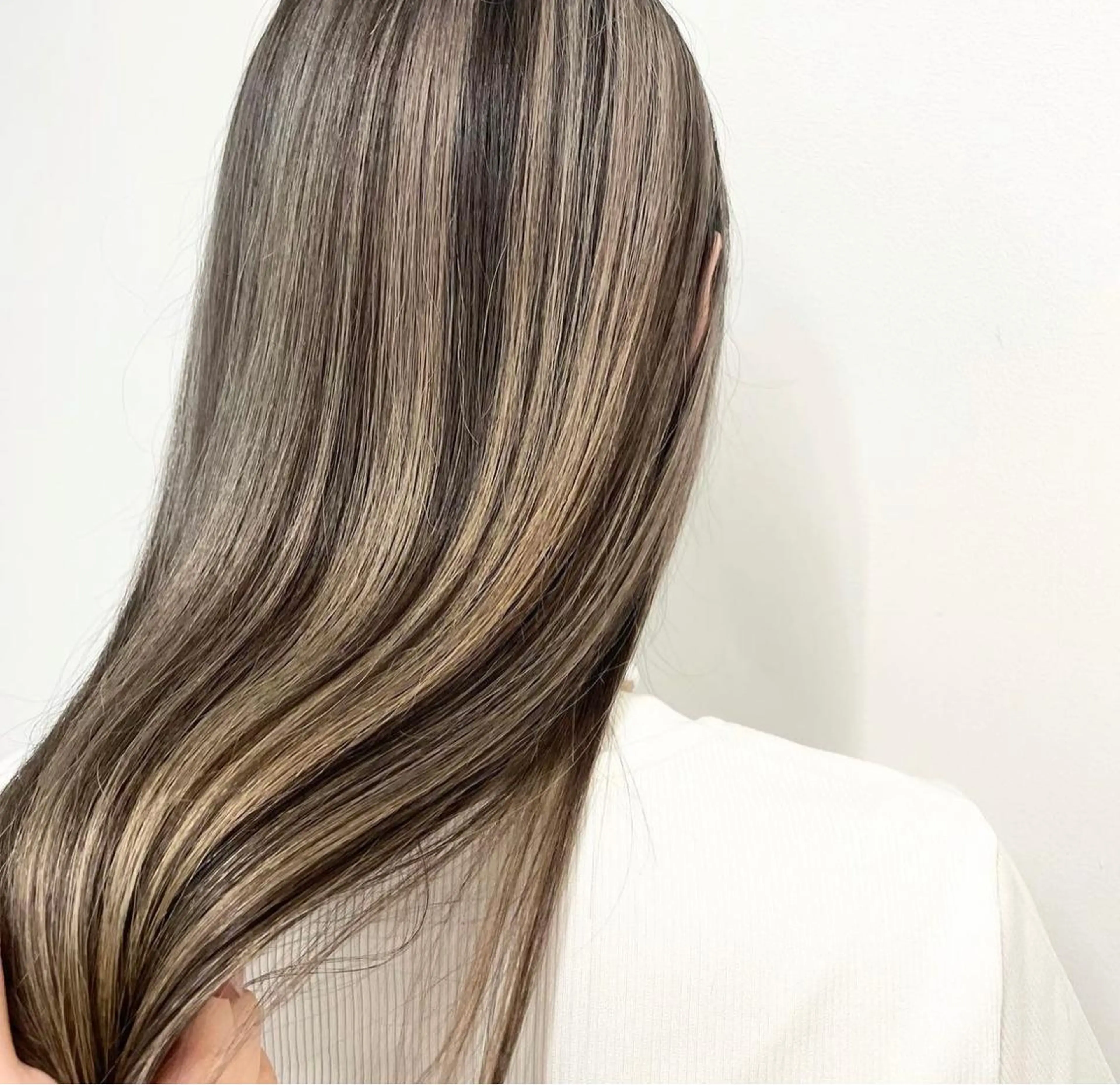 ロング カラー カット ヘアカラー トリートメント GO TODAY シェアサロン Flos店所属・耳つぼジュエリー 👂🏻🌸ayaのエステ・リラクイメージ