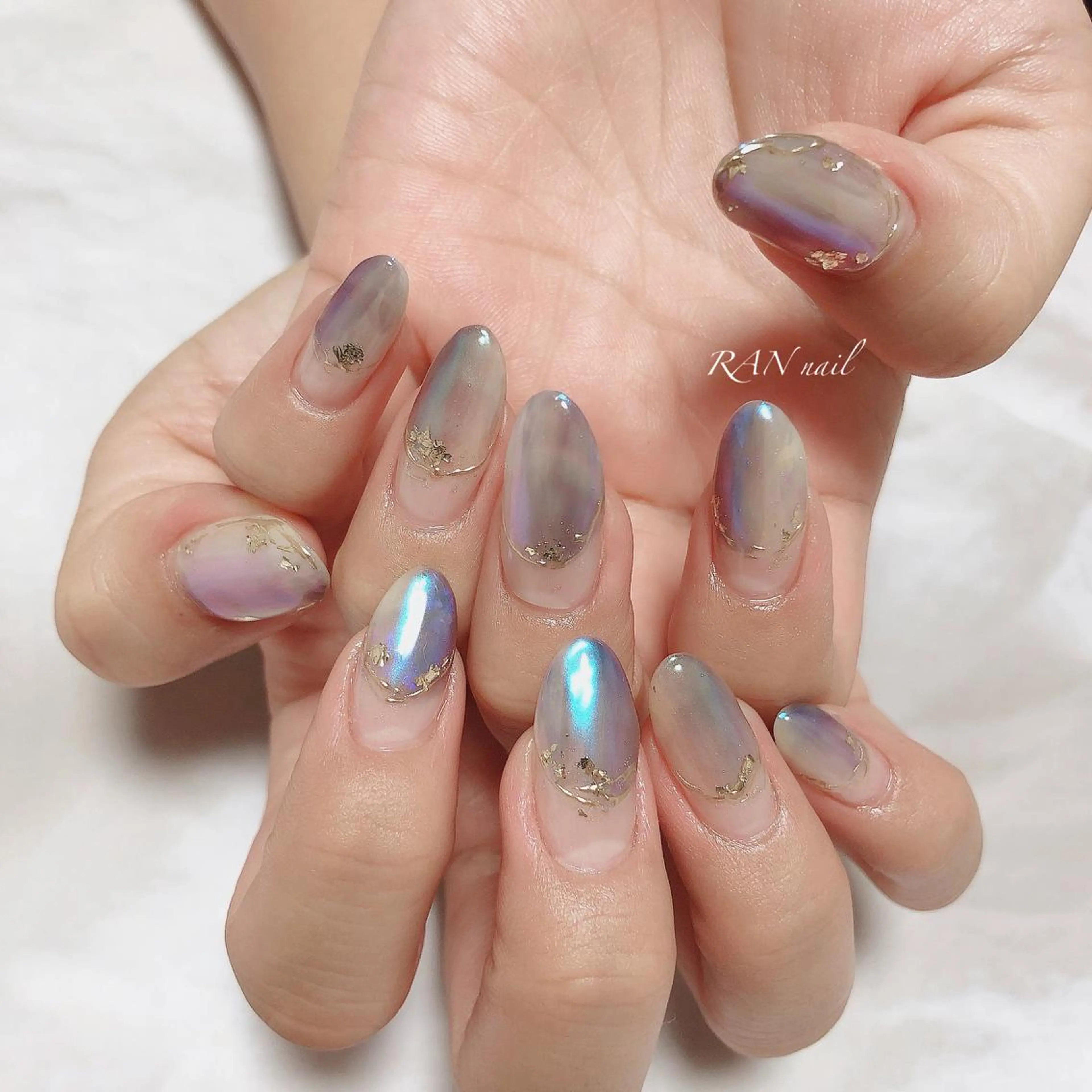 ネイル オーロラネイル ブルー フレンチネイル ニュアンスネイル オフィスネイル RAN nail 〜ランネイル〜所属・RAN nailのネイルデザイン