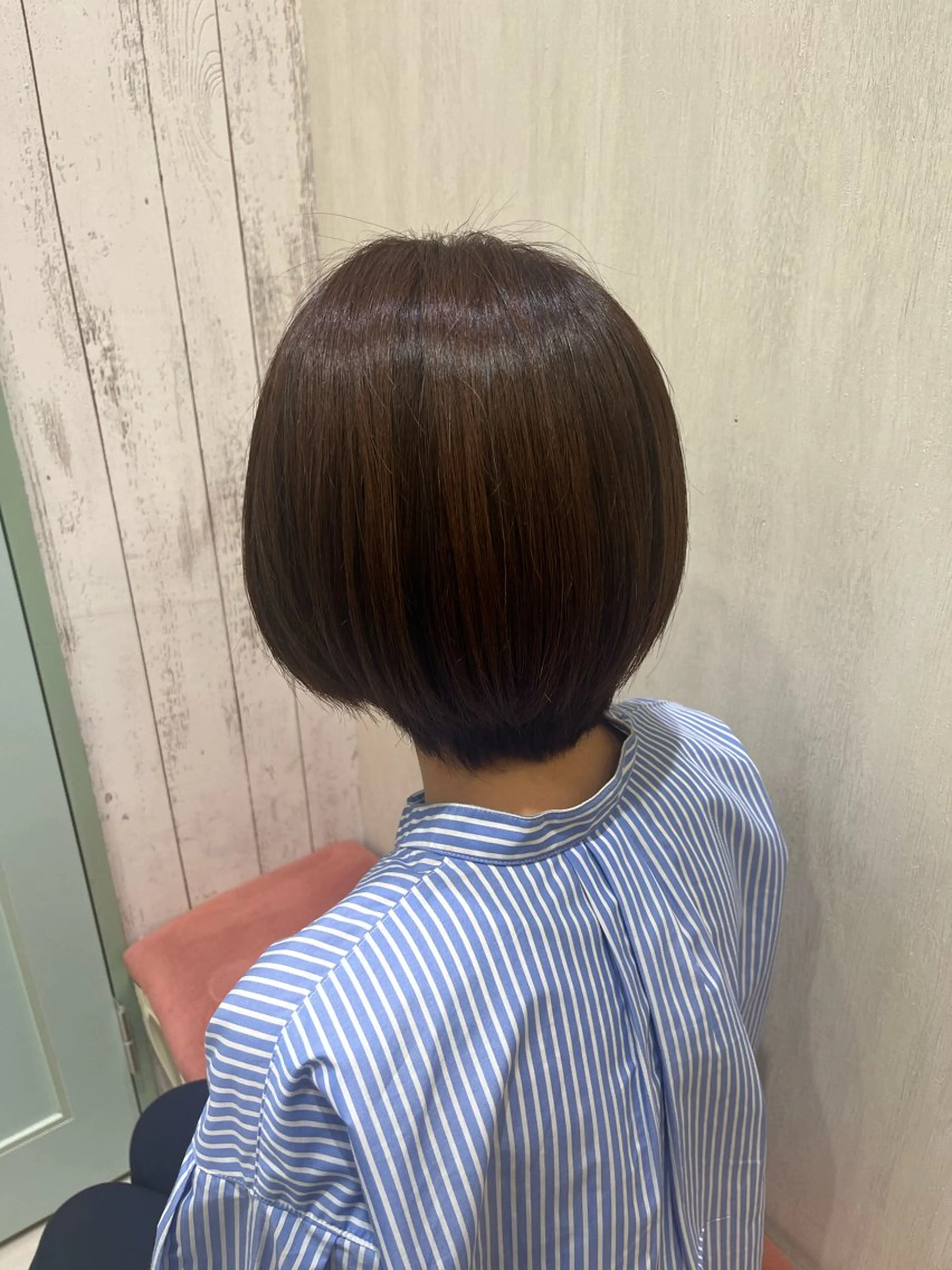 カラー 伊部 しづきのヘアスタイル