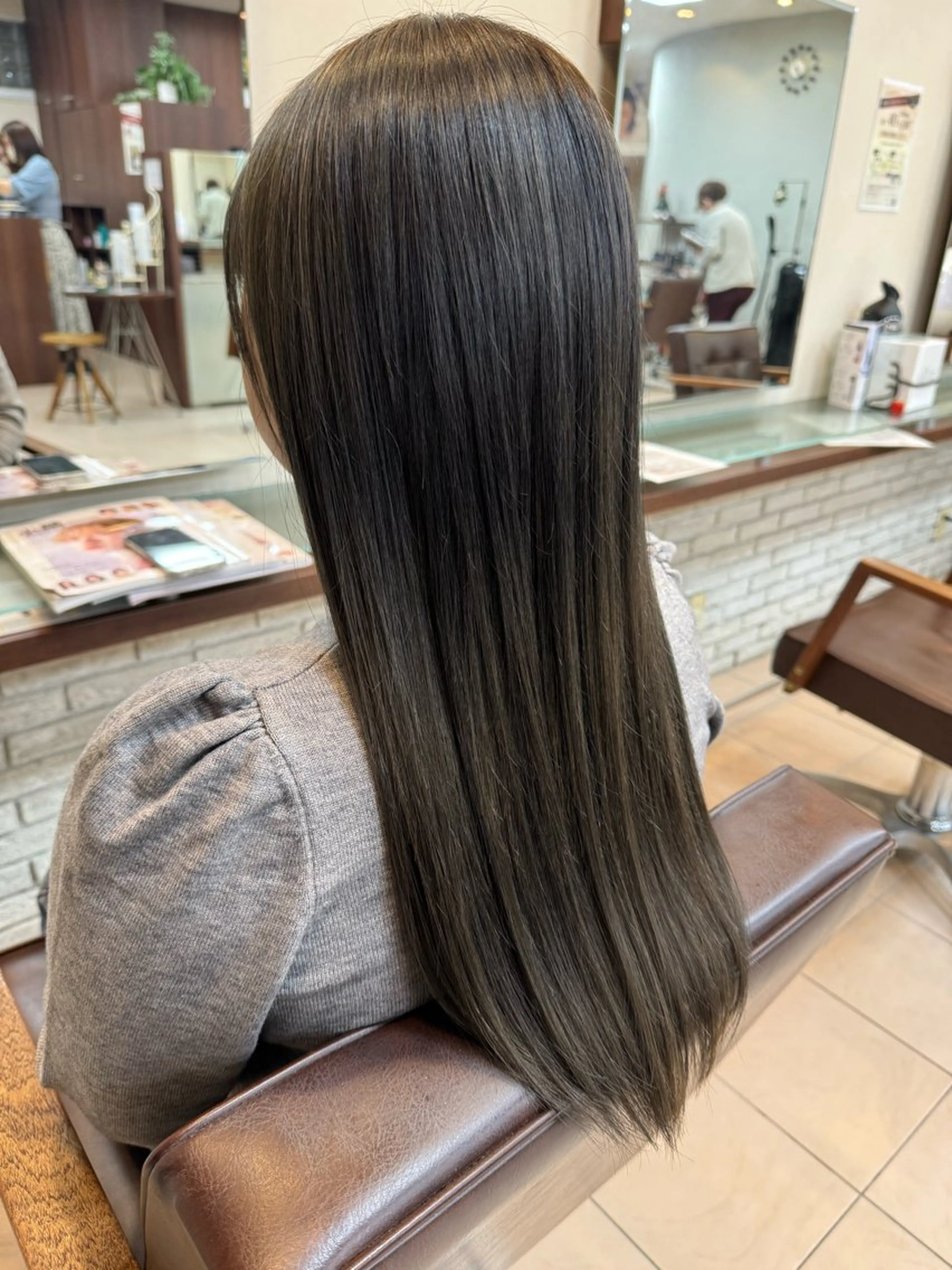 ロング カラー カット トリートメント 富澤あゆみ/髪質改善 /レイヤーカットのヘアスタイル