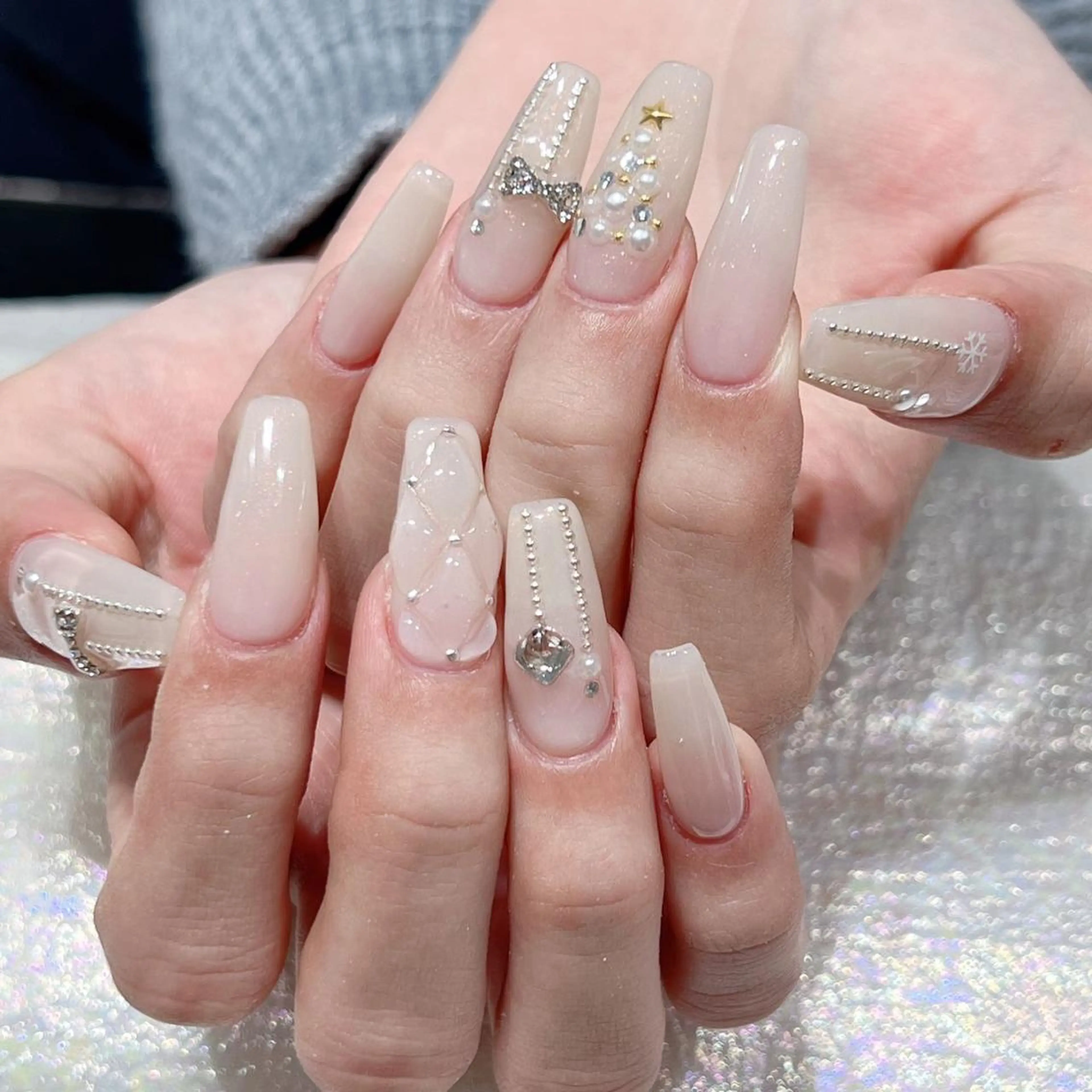 ネイル ハンドネイル Queens momoのネイルデザイン