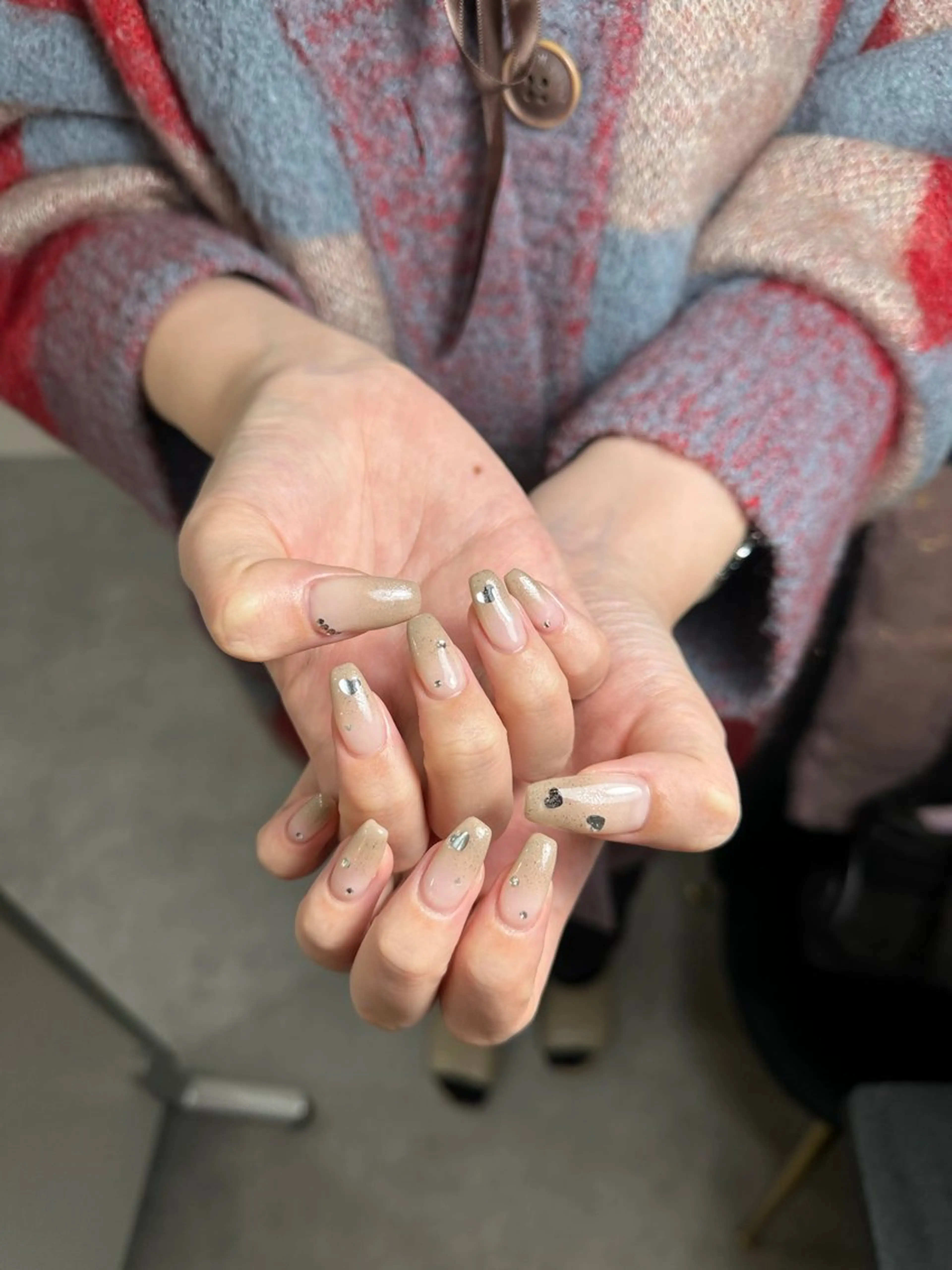 ネイル ATELIERHARLOW所属・nailist MOEのネイルデザイン