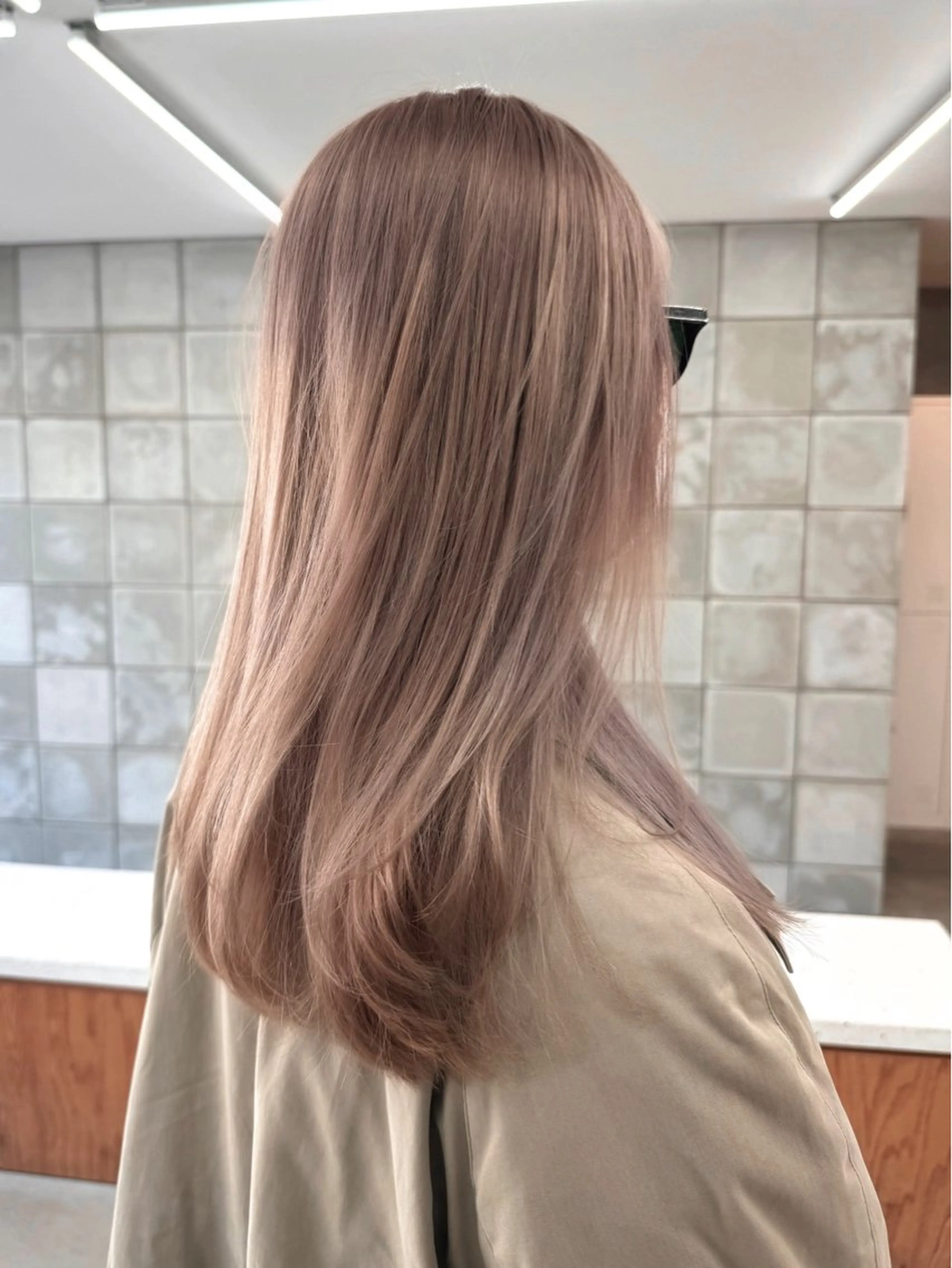 人気No.1🧋【初回クーポン】カット＋ケアブリーチ＋カラーの写真