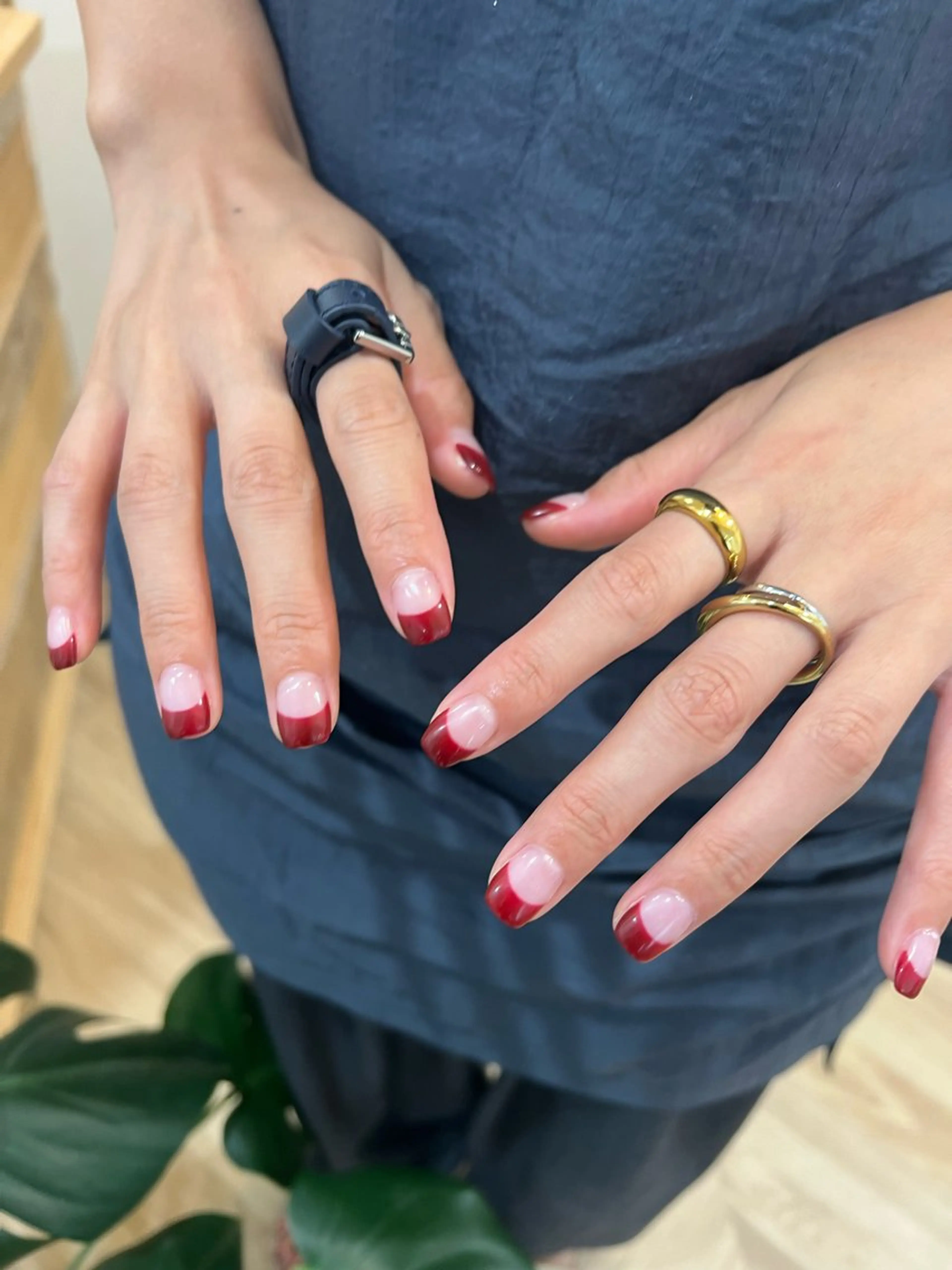 ネイル ハンドネイル フットネイル ハンドケア Nes.Nail所属・Miyagi Asamiのネイルデザイン