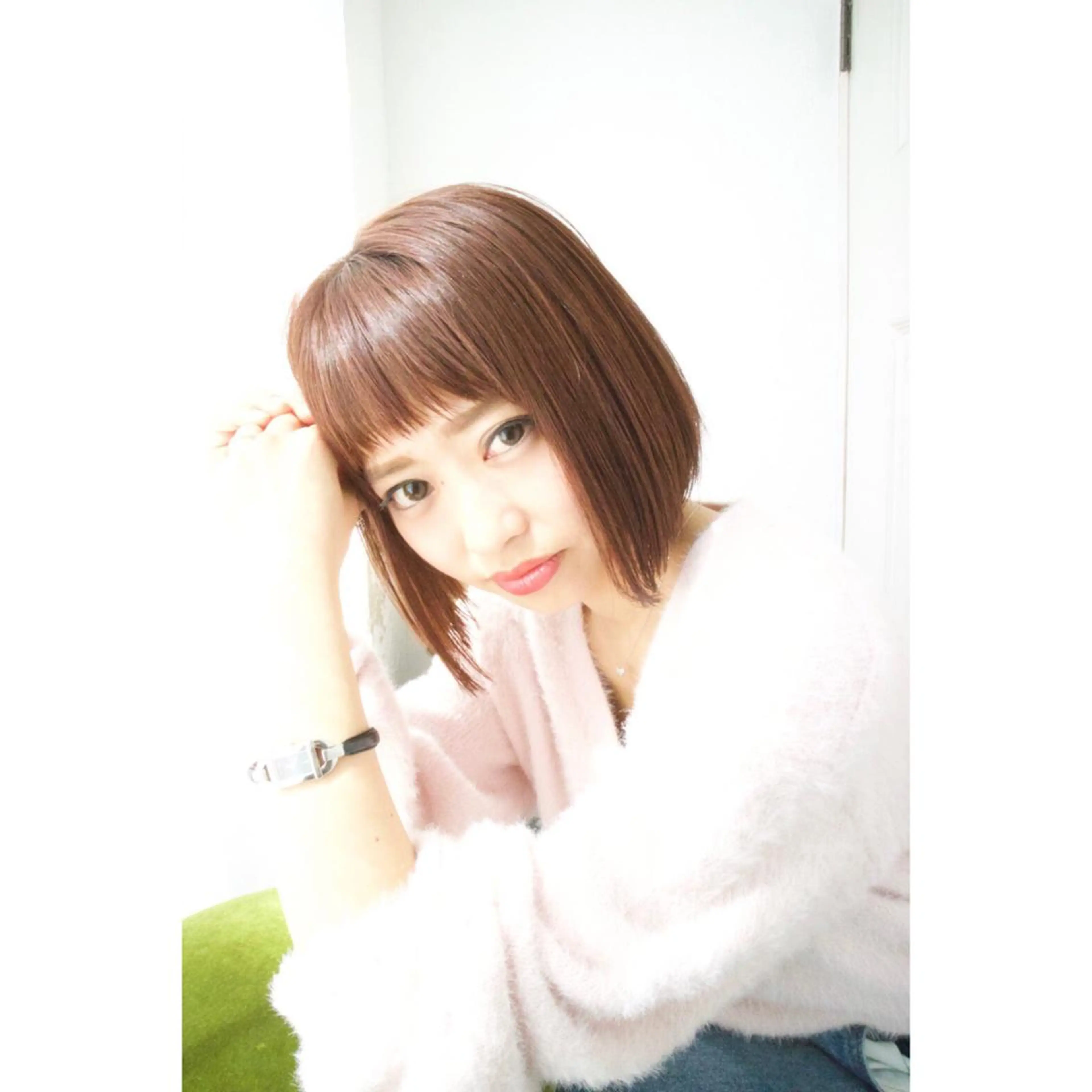 ミディアム カラー ベージュカラー ピンクカラー ピンクベージュ ボブ カット ヘアカラー fio マナミのヘアスタイル