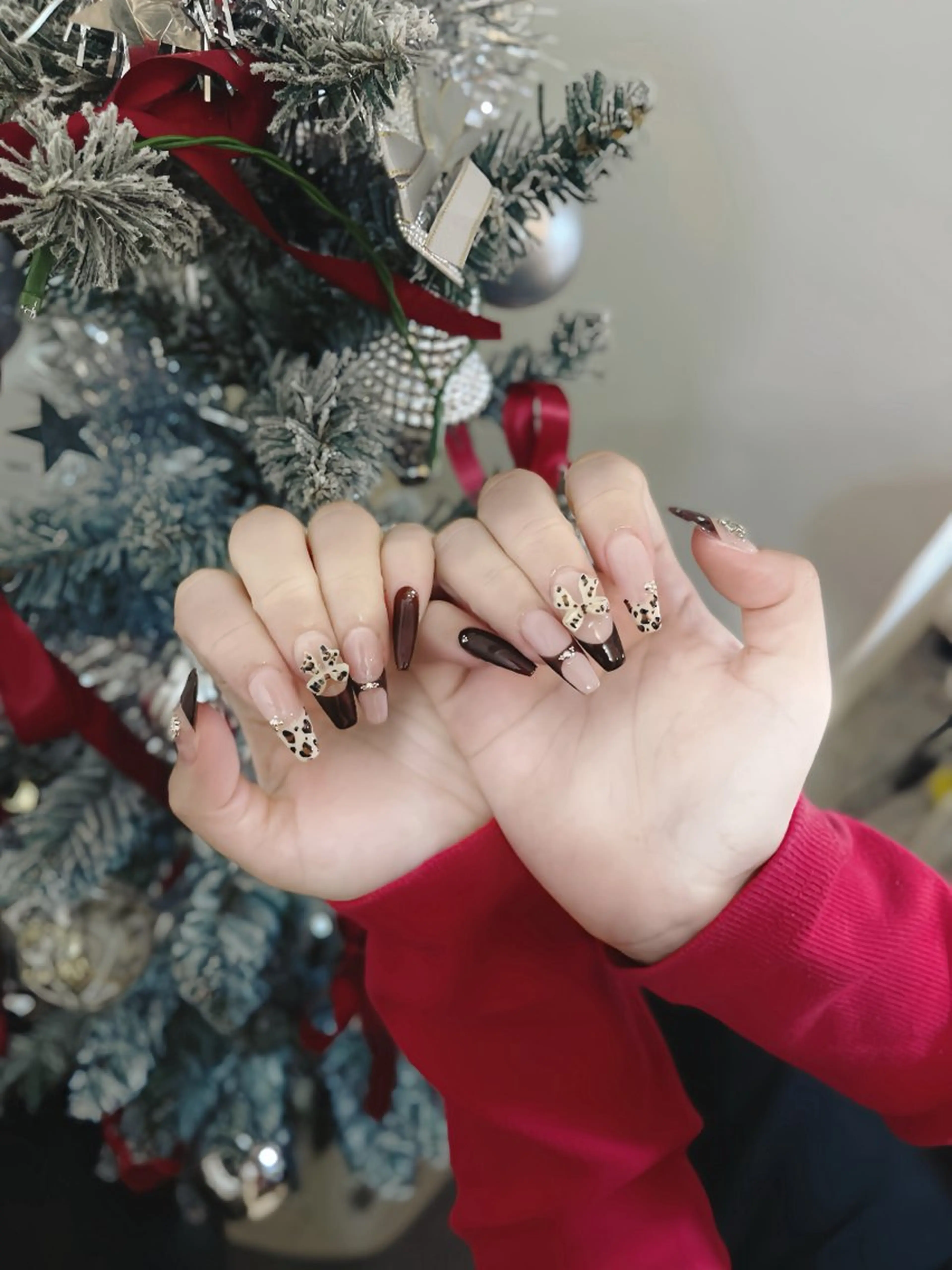 ネイル crystal ___nail所属・Au Thuc trinhのネイルデザイン