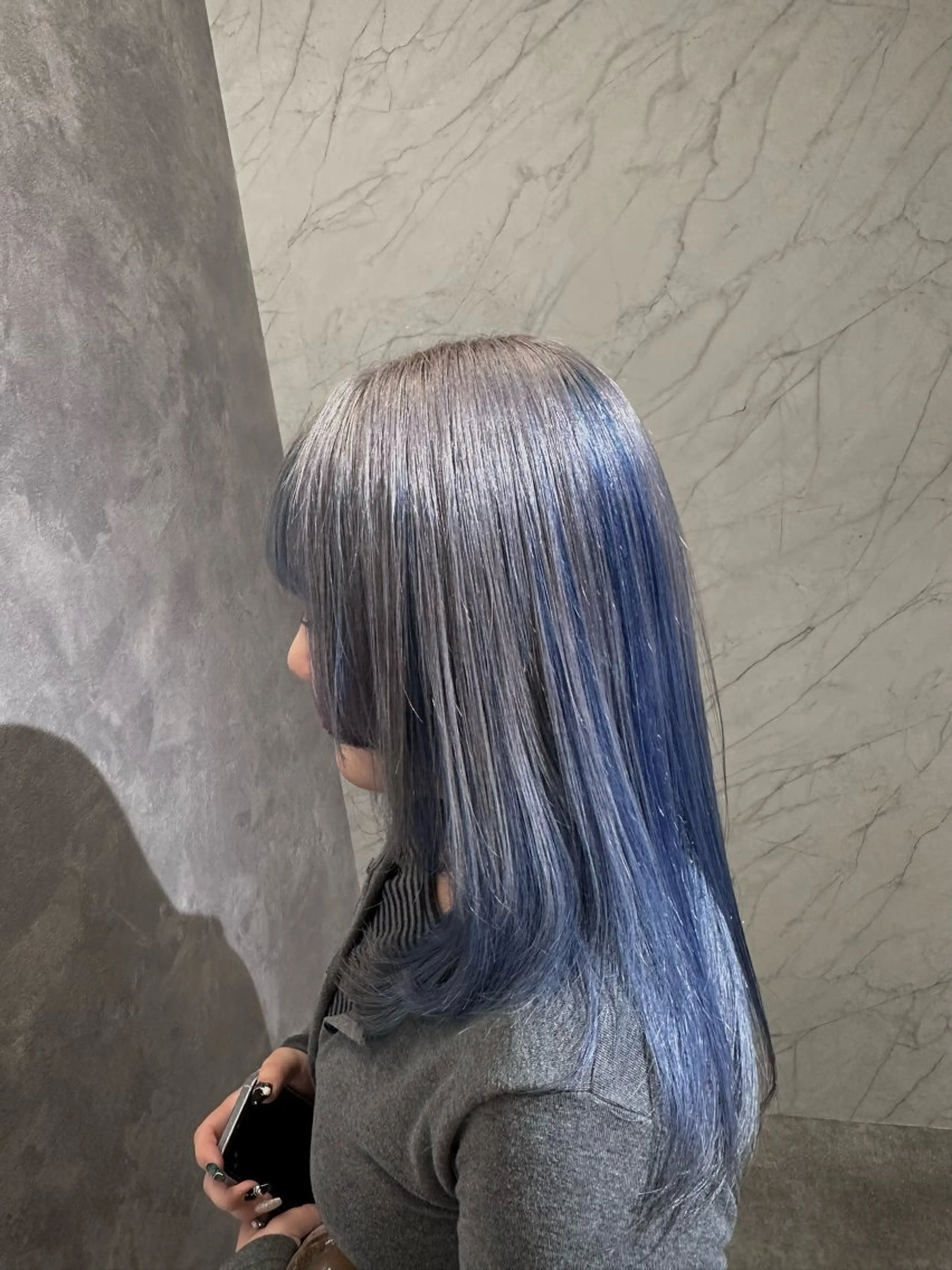 ロング ヘアカラー 中川 舞のヘアスタイル