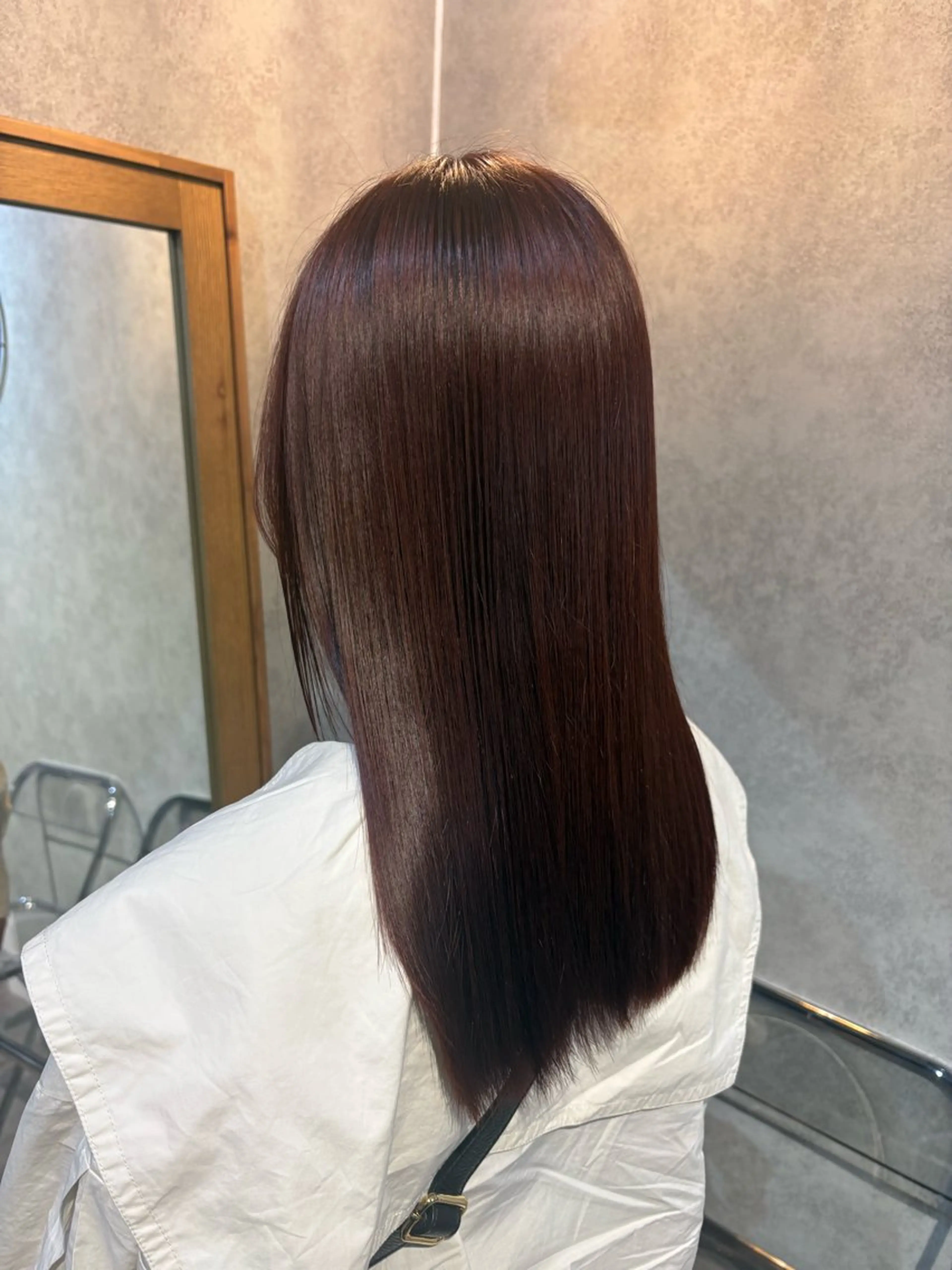 ミディアム カラー カシス レッドカラー ヘアカラー トリートメント ボブ/プツッとボブ/ 暖色カラー/モエのヘアスタイル