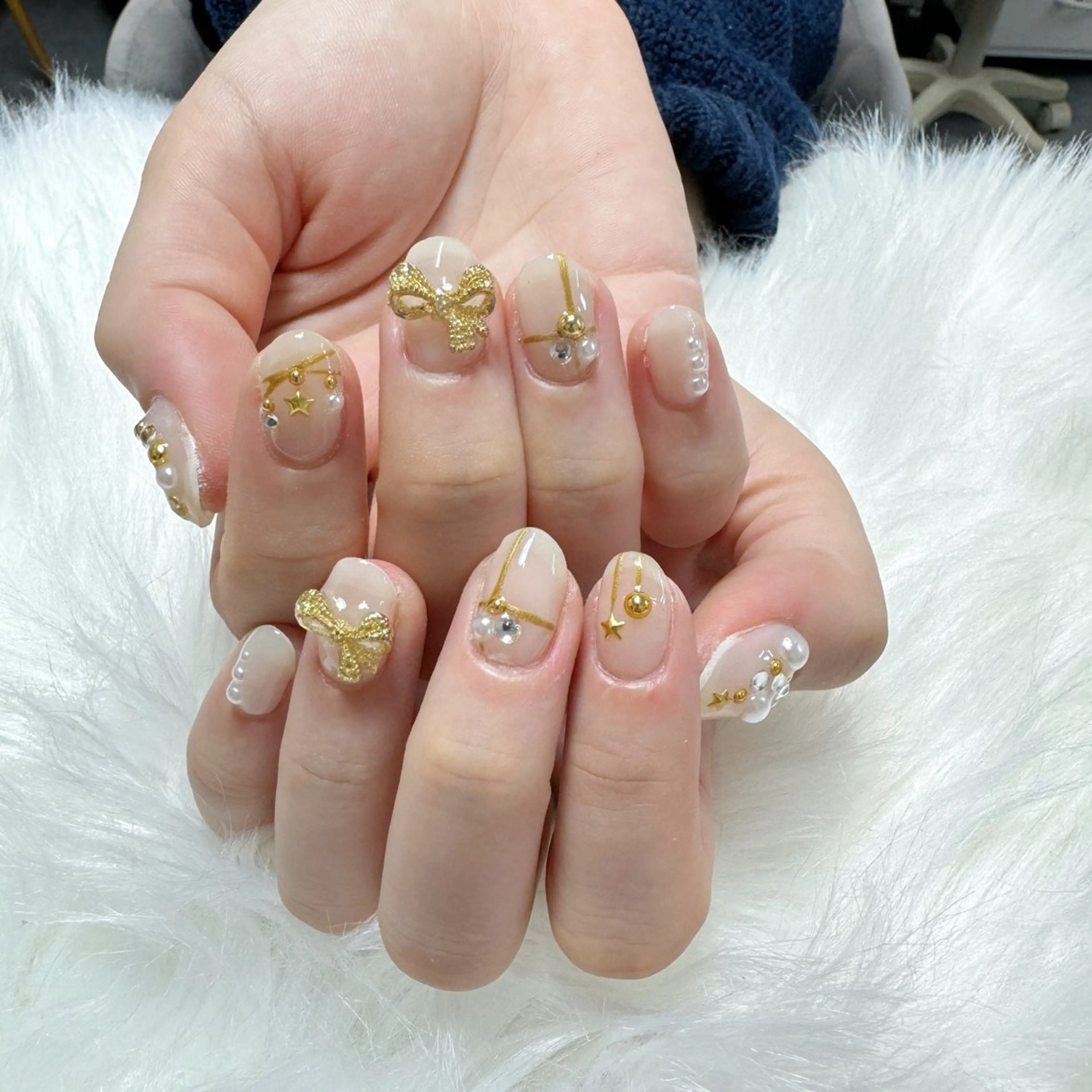 ネイル ハンドネイル 🎀nana🫧 ワンホンネイル🎀のネイルデザイン